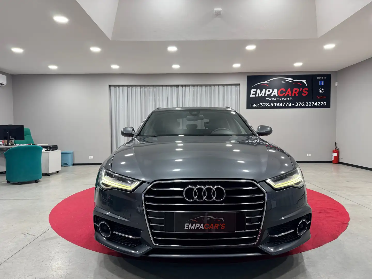 Audi A6 A6 IV Avant 2.0 tdi S-Line Plus 190cv Automatico Grigio - 2