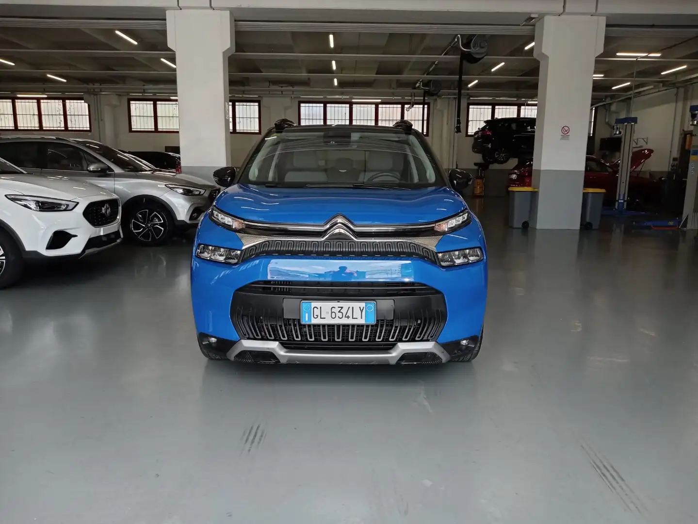 Citroen C3 Aircross 1.2 puretech Shine Pack s&s 110cv Bleu - 2