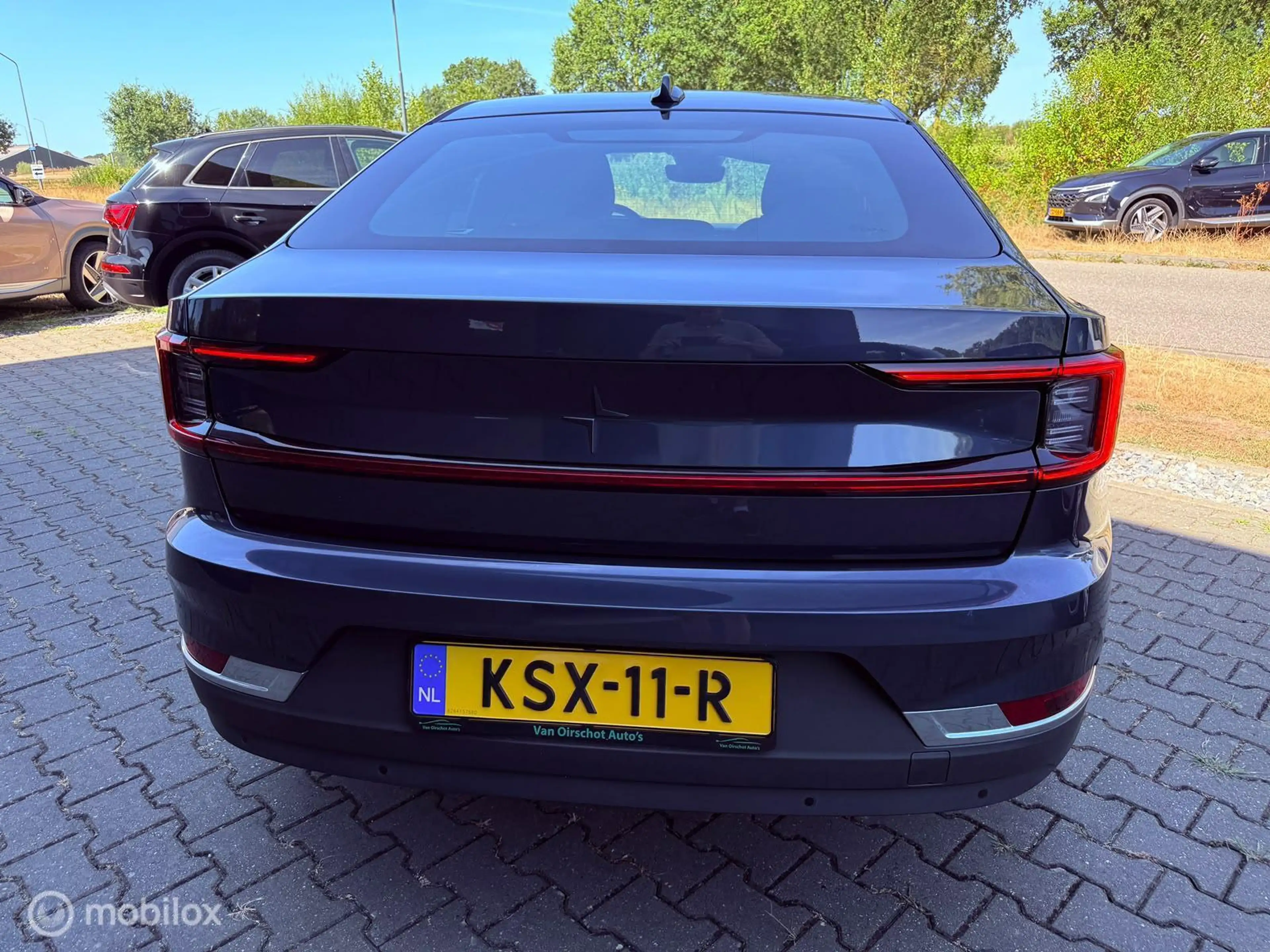 Polestar 2 Long Range Single Motor 78 kWh 2023 — photo 9