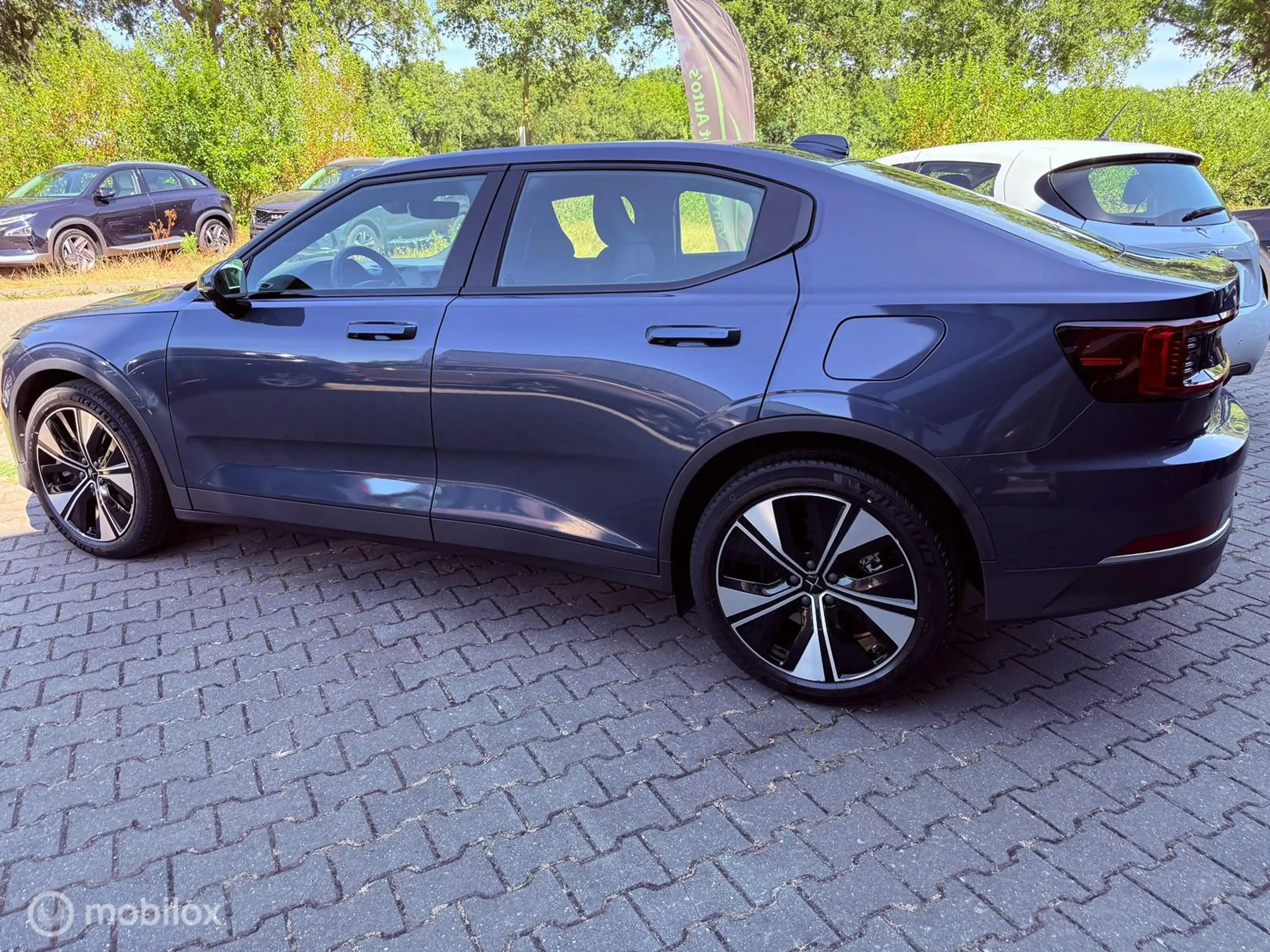 Polestar 2 Long Range Single Motor 78 kWh 2023 — photo 4
