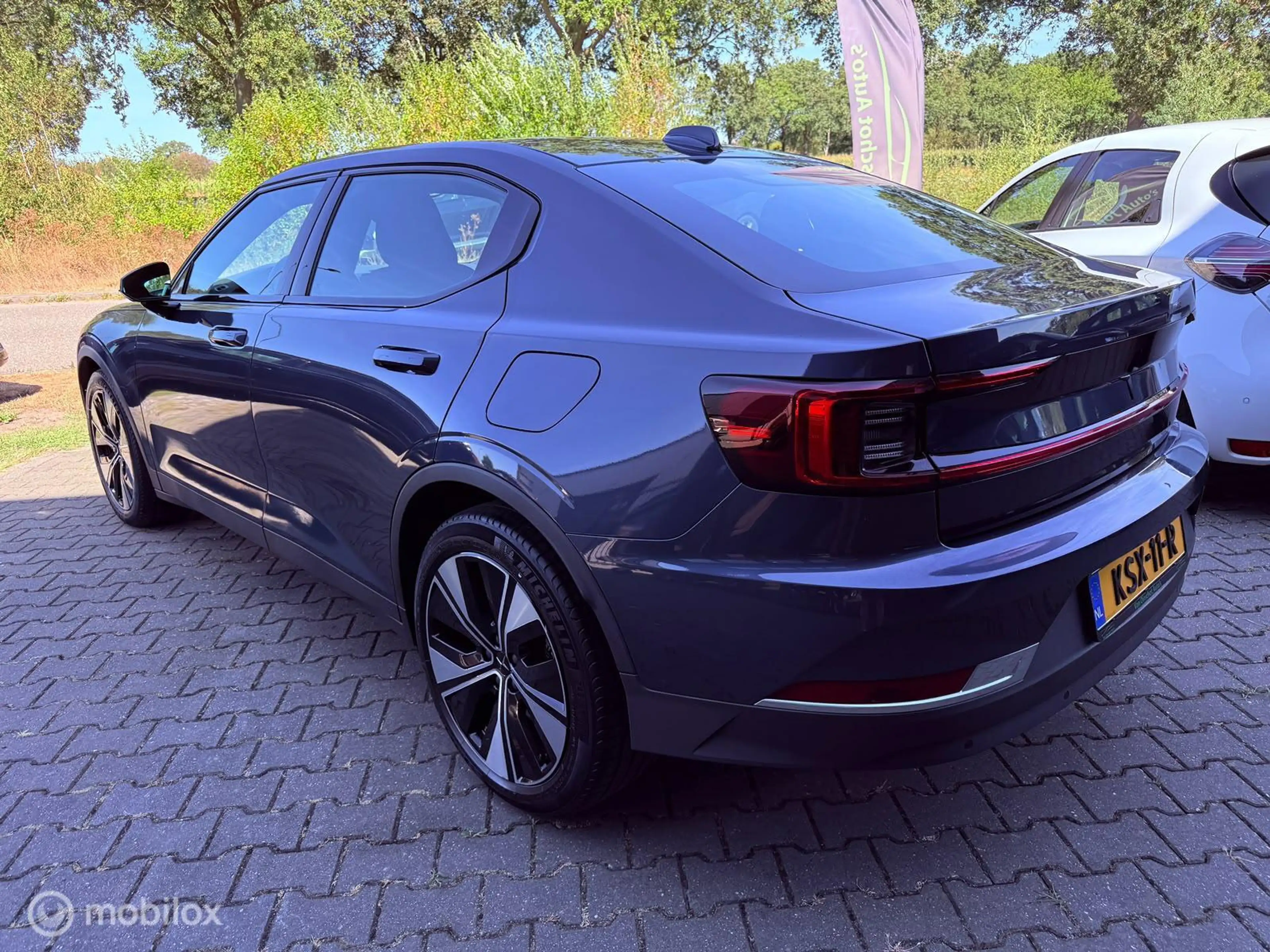 Polestar 2 Long Range Single Motor 78 kWh 2023 — photo 11