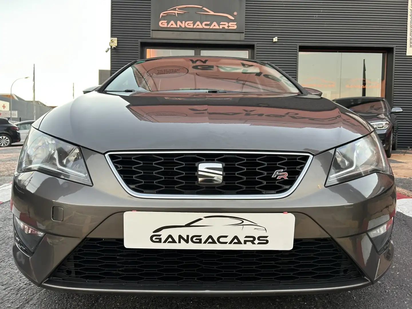 SEAT Leon 2.0TDI CR S&S FR 150 Gris - 1