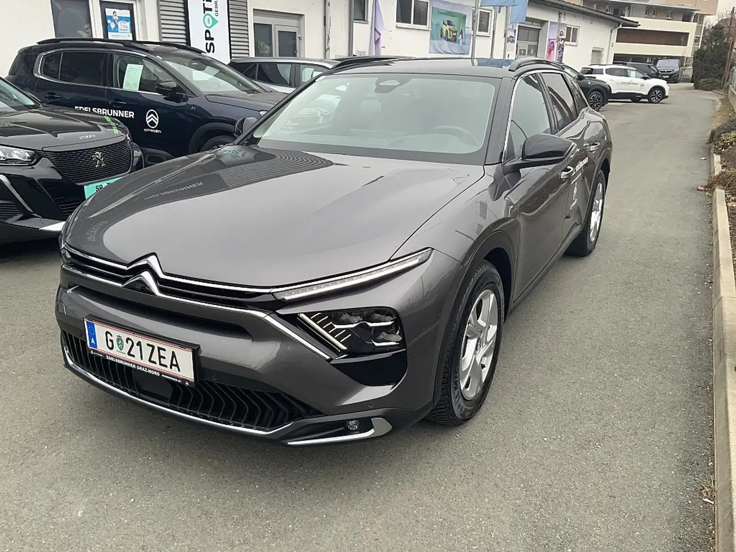 Citroen C5 X PureTech 130 EAT8 Plus Grau - 1