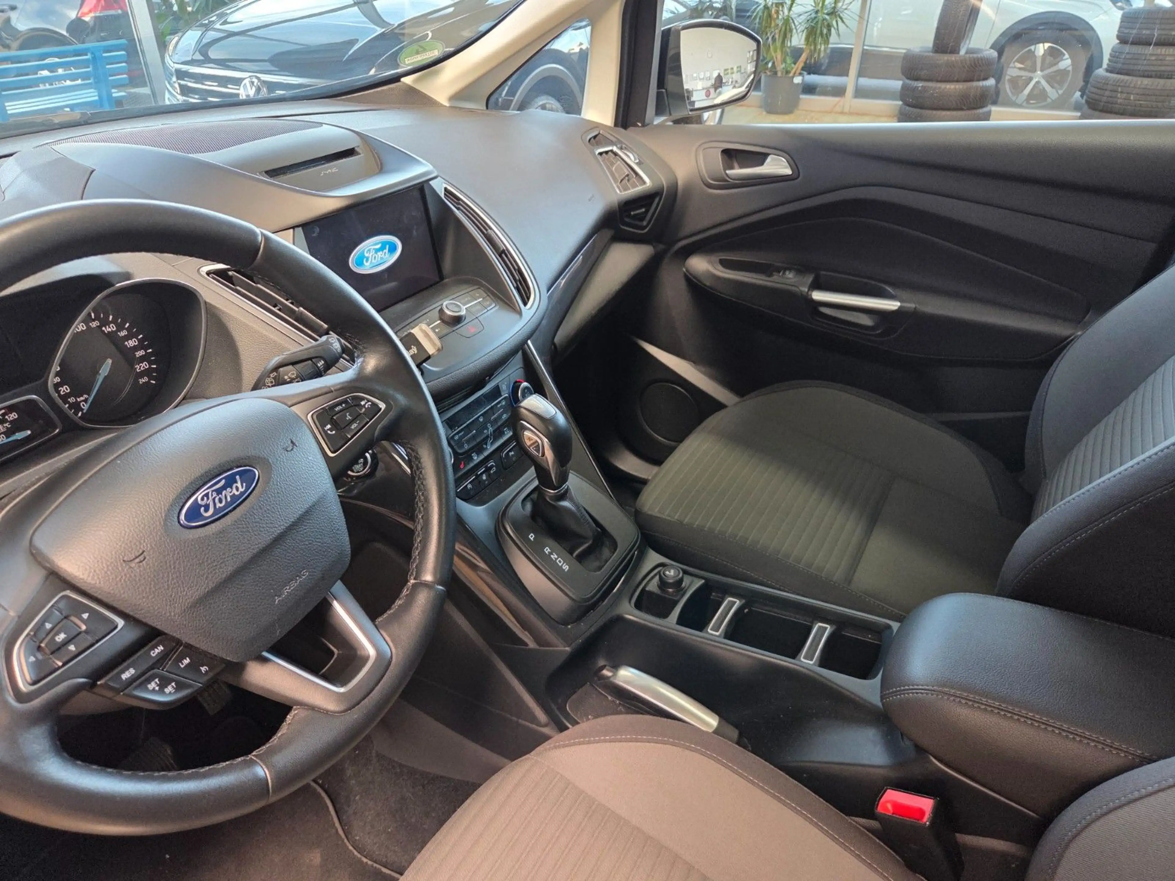 Ford Grand C-Max Grand C-MAX Titanium 7Sitze — photo 10