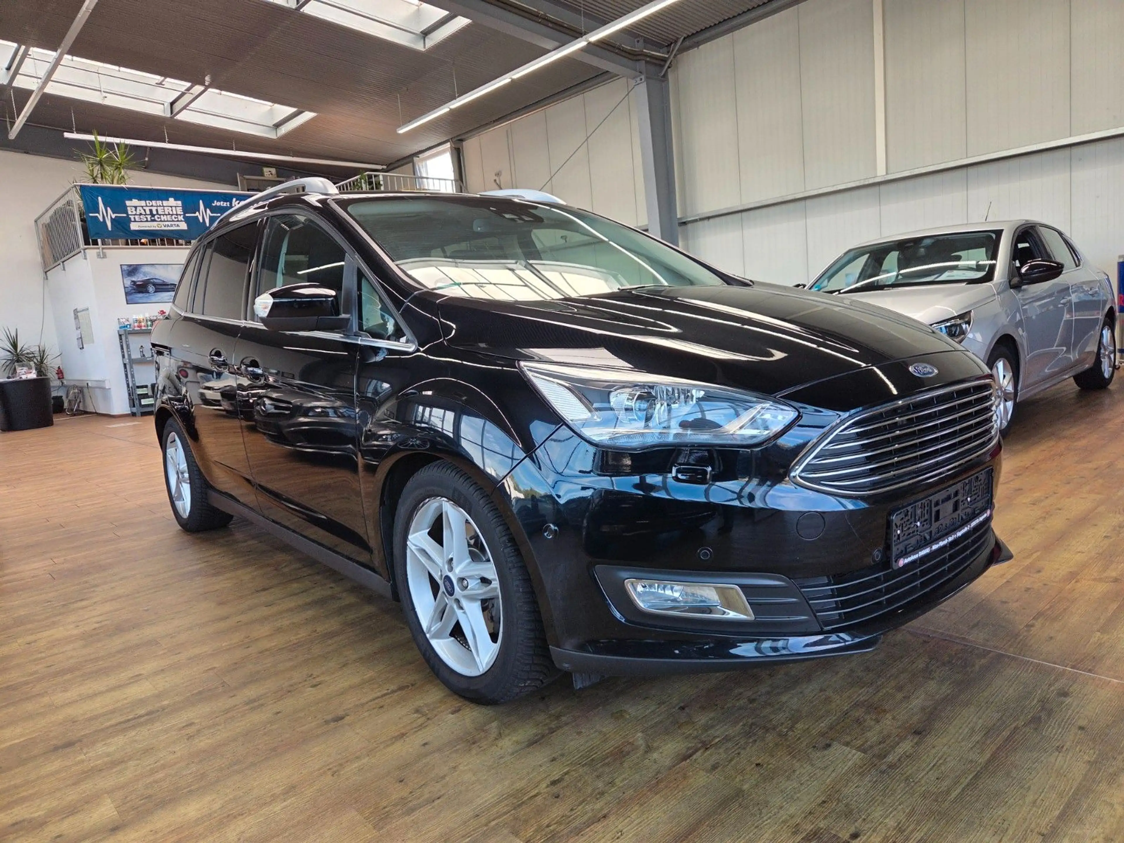 Ford Grand C-Max Grand C-MAX Titanium 7Sitze