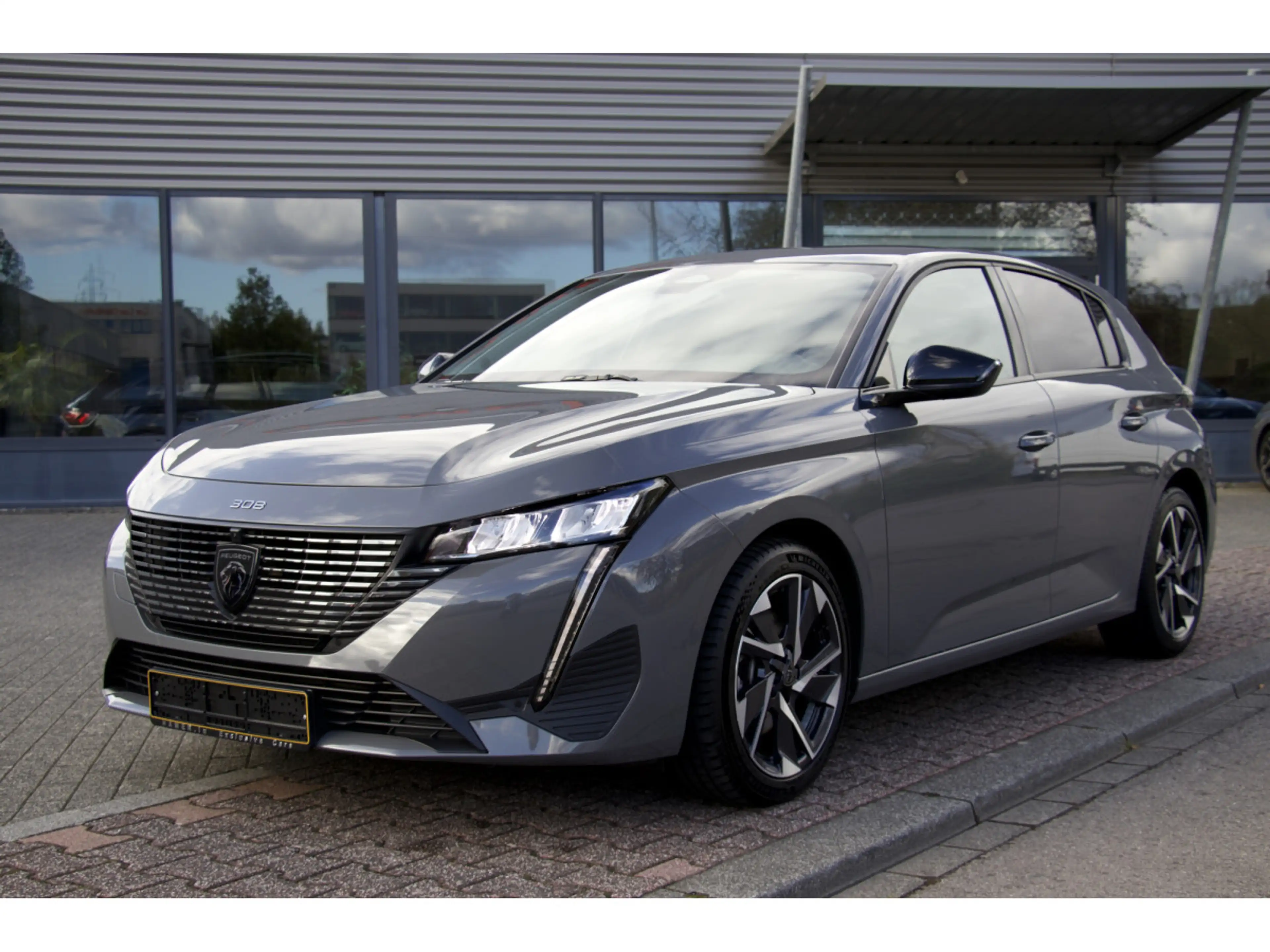 Peugeot 308 1.5 BlueHDi 130 EAT8 Allure ACC 360° Navi LED PDC — photo 2