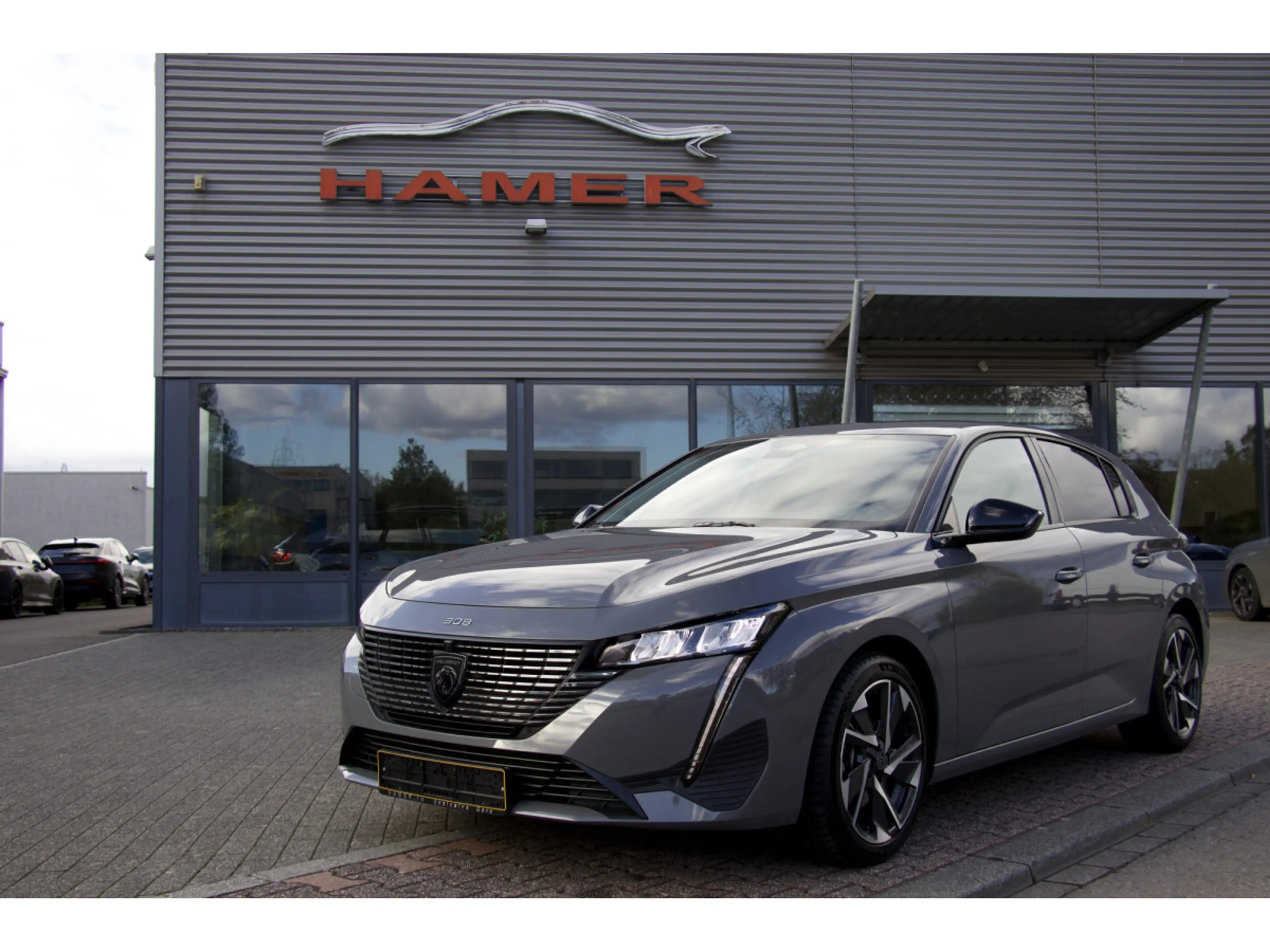 Peugeot 308 1.5 BlueHDi 130 EAT8 Allure ACC 360° Navi LED PDC