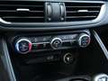 Alfa Romeo Giulia 2.0 Turbo 280 PK AWD Veloce | Navi | Carplay | Dri Zwart - thumbnail 37