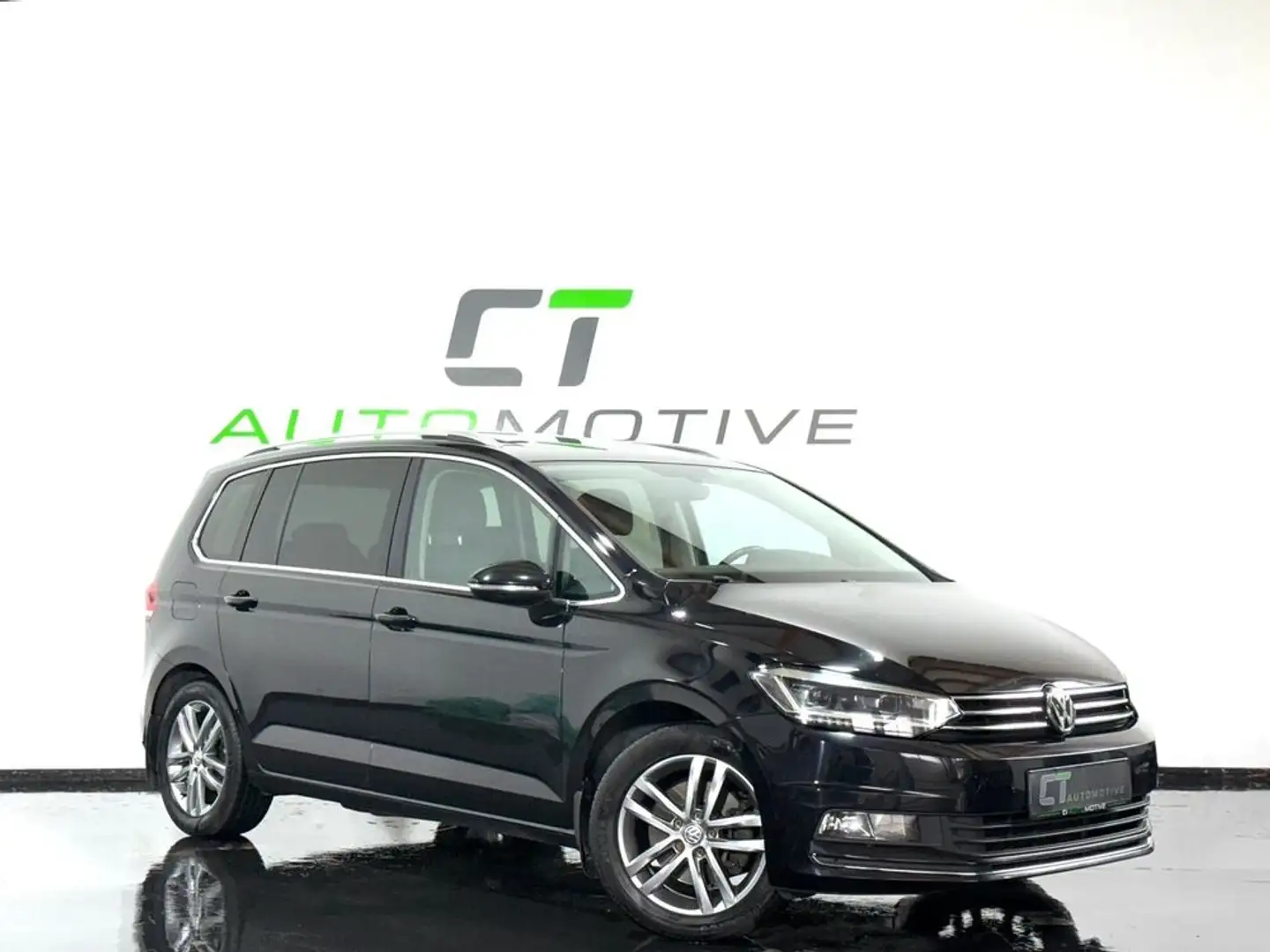 Volkswagen Touran Highline 1,6 SCR TDI DSG Schwarz - 1