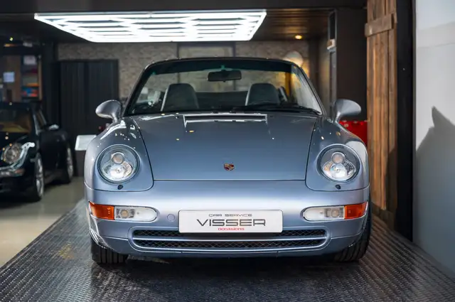 Porsche 993 Carrera 2 Cabriolet Polarsilber-metallic sperdiff.