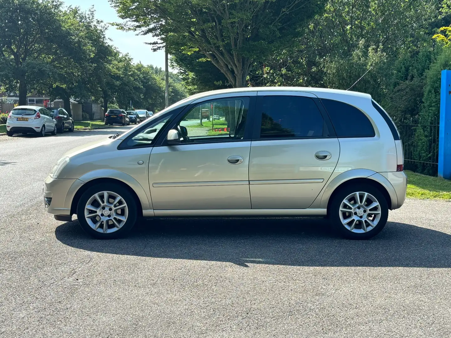 Opel Meriva 1.6-16V Cosmo | Airco + Cruise control | Beige - 2