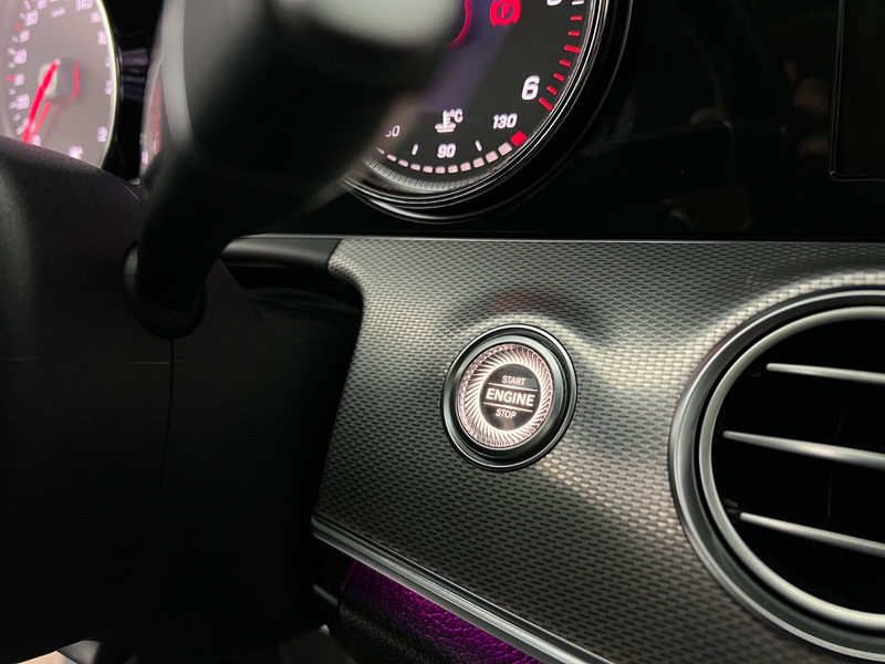 Mercedes-Benz E 350 d / 4x4 / 1.HAND/ PANO / GARANTIE / LED / — photo 24
