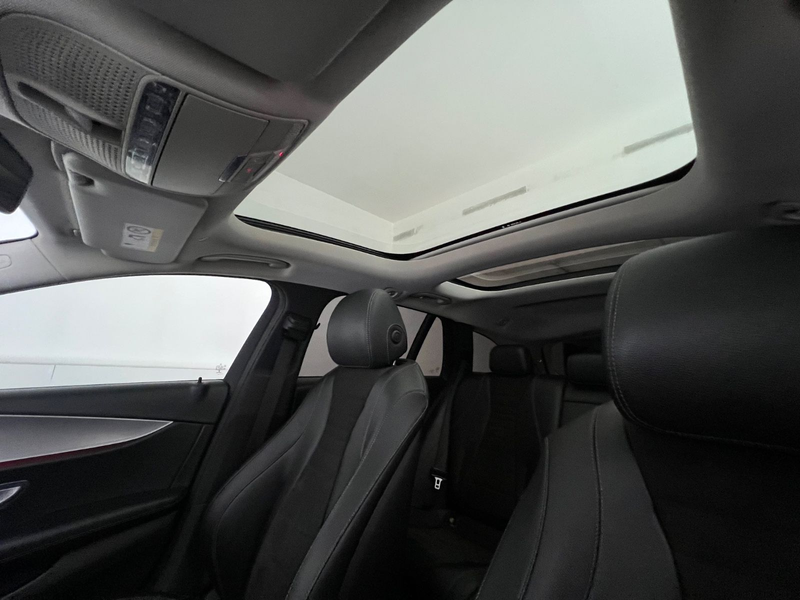 Mercedes-Benz E 350 d / 4x4 / 1.HAND/ PANO / GARANTIE / LED / — photo 37