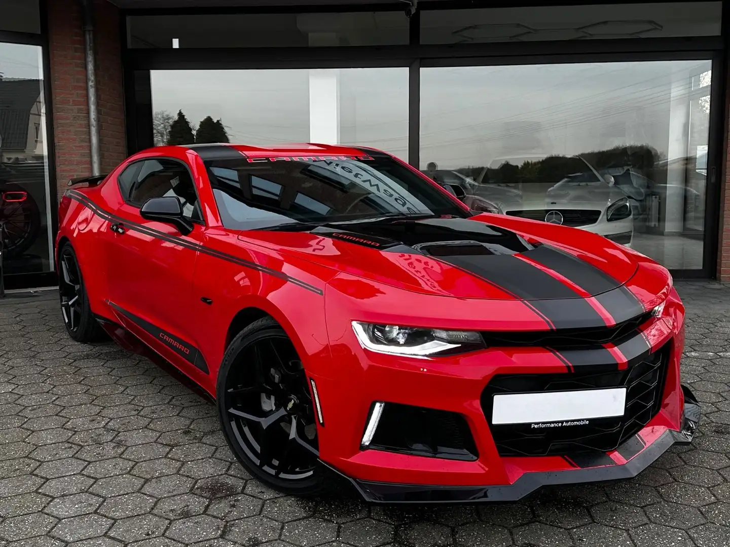 Chevrolet Camaro Coupé 2.0 / LED/CarPlay/20ZOLL Rot - 2