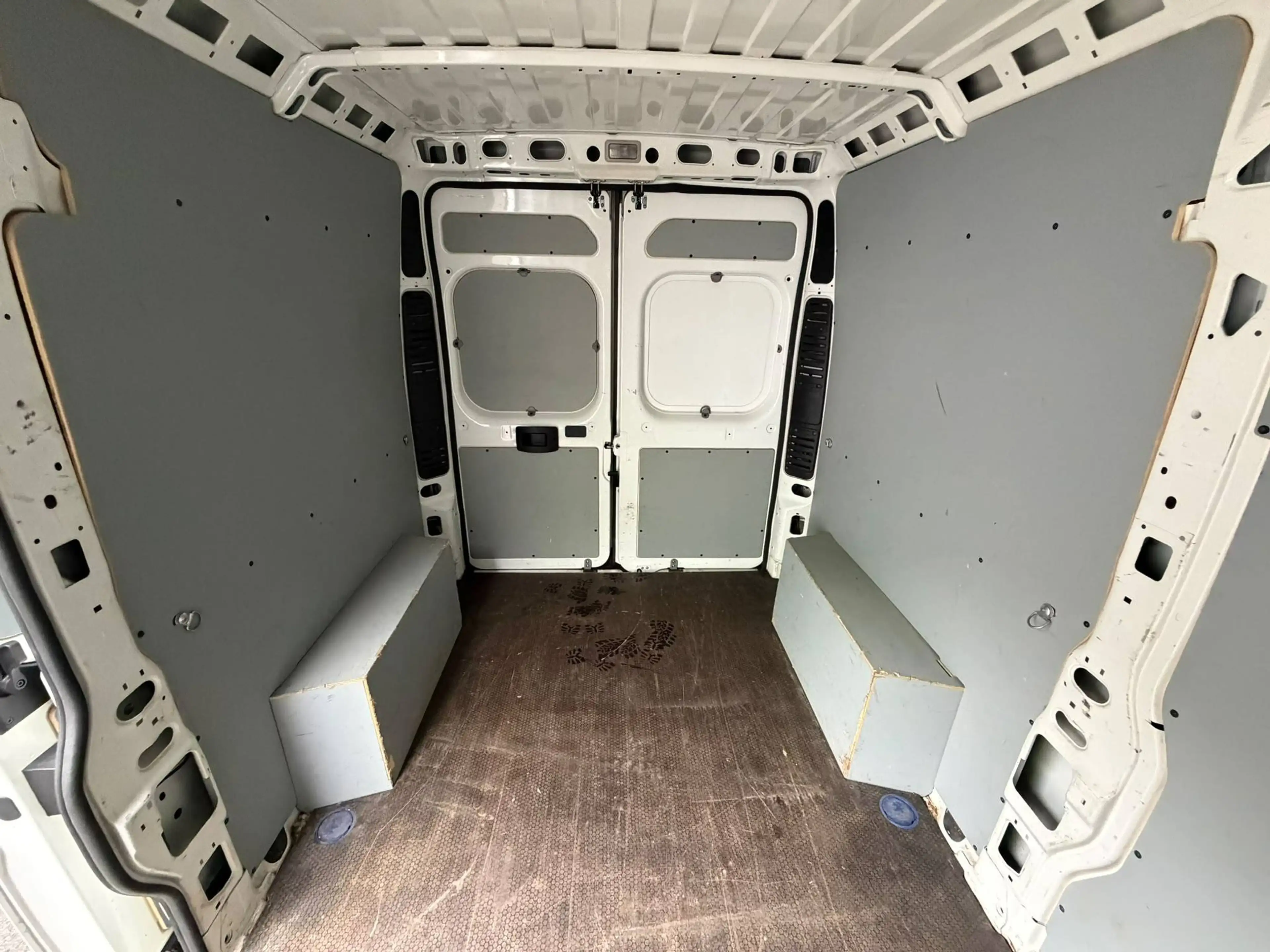 Peugeot Boxer (Stock ID 73604) — photo 14
