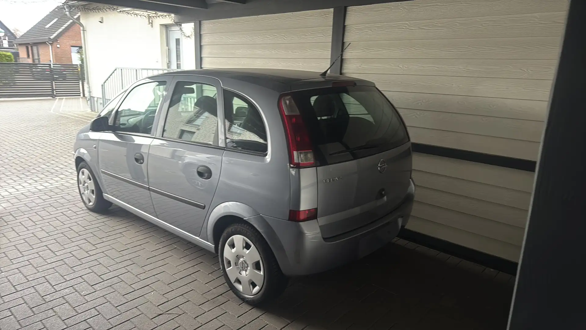 Opel Meriva 1.6 16V Enjoy Grau - 2