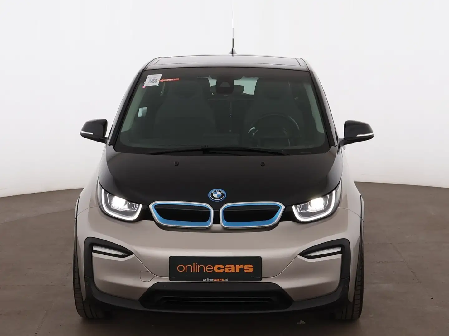BMW i3 120Ah Aut LED NAVI H&K SITZHZG WAERMEPUMPE Silber - 2