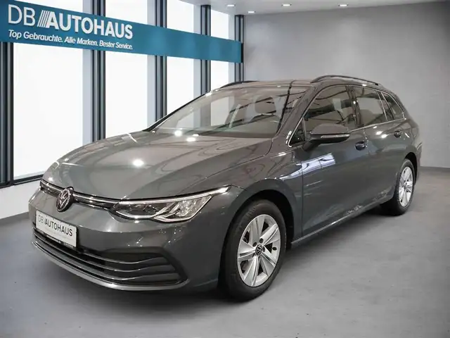 Volkswagen Golf Life 1.0 TSI