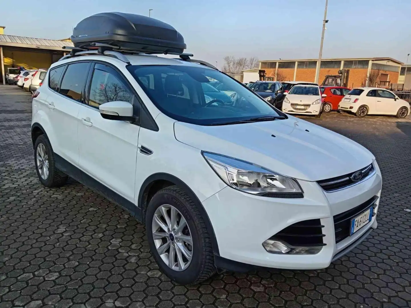 Ford Kuga 2.0 TDCI S&S 4WD TITANIUM UNICO PROPRIETARIO Blanc - 2