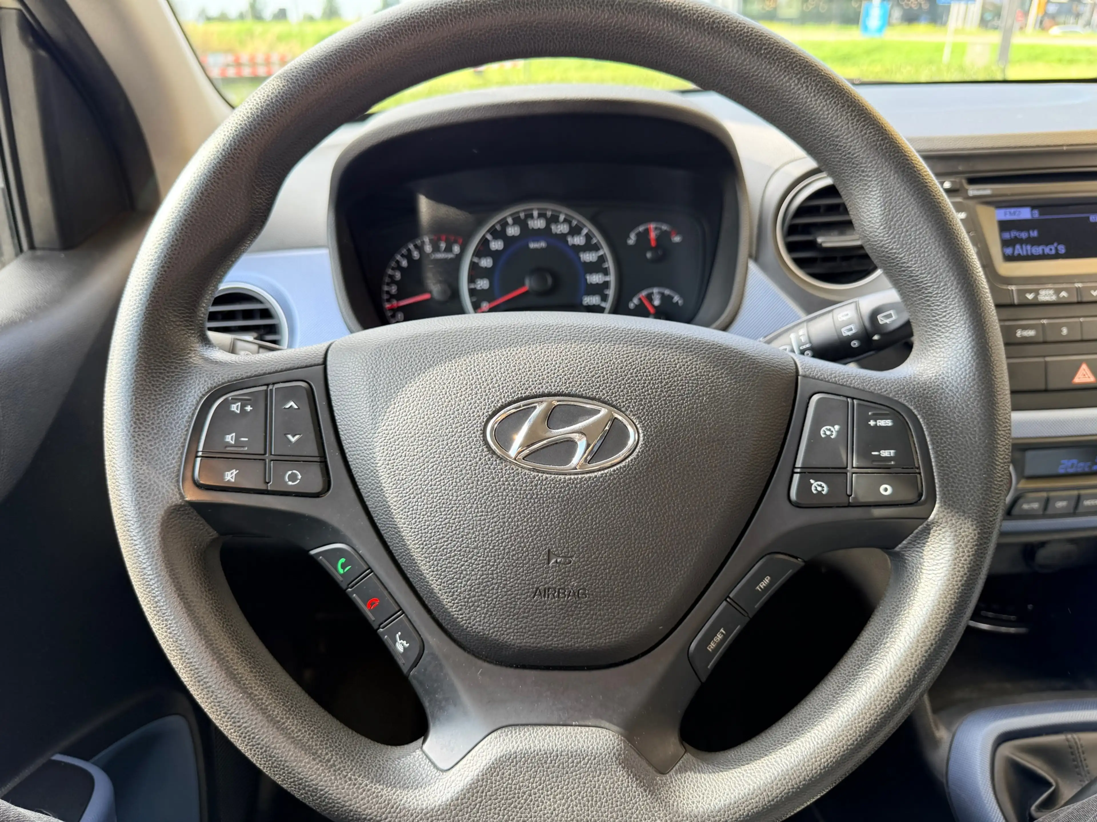Hyundai i10 1.0i i-Motion Comf Plus | Cruise | Clima | Bluet | — photo 10
