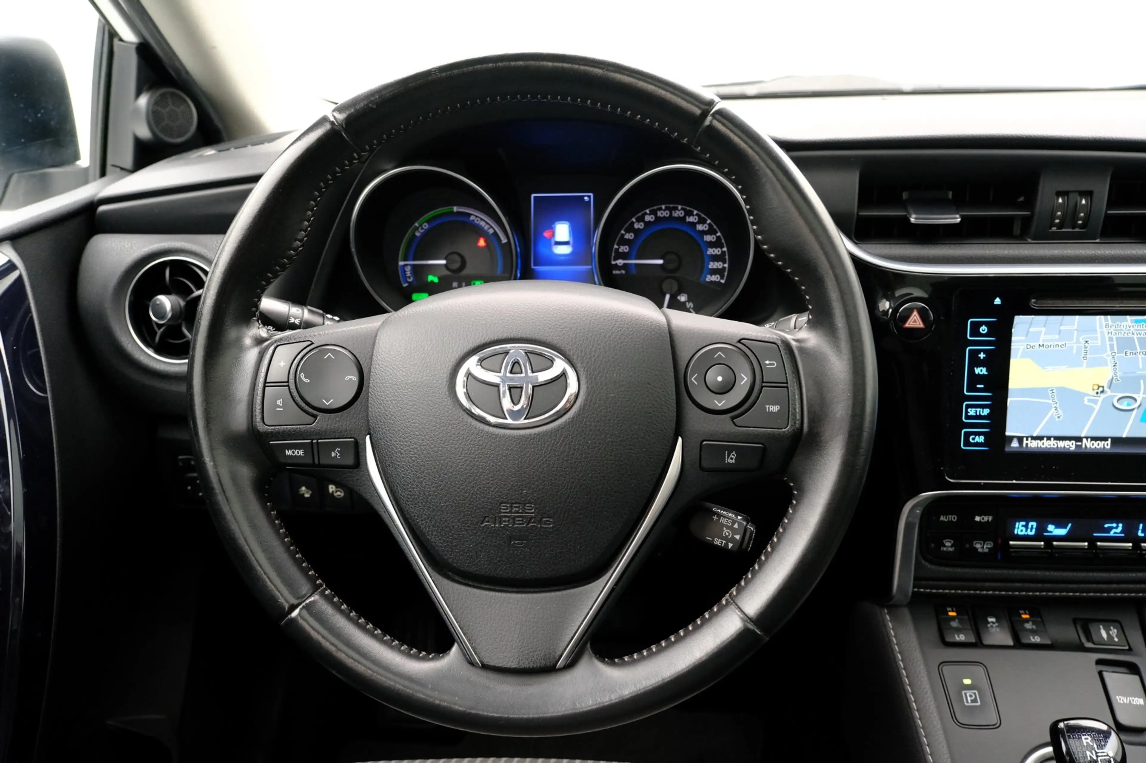 Toyota Auris Touring Sports 1.8 Hybrid Lease pro -Facelift- Pan — photo 9