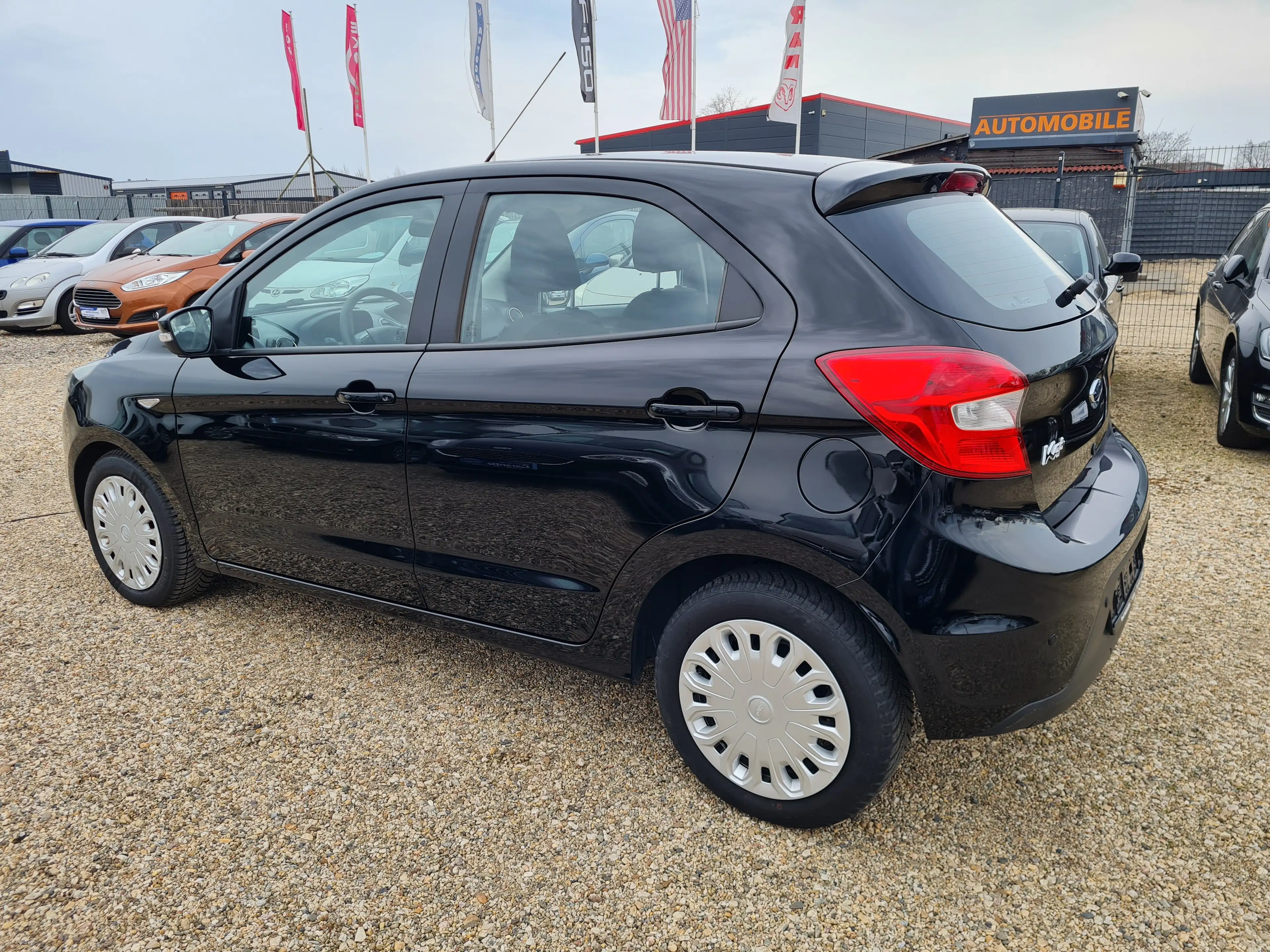 Ford Ka/Ka+ Cool / TÜV-Inspektion-Neu/Garantie — photo 3