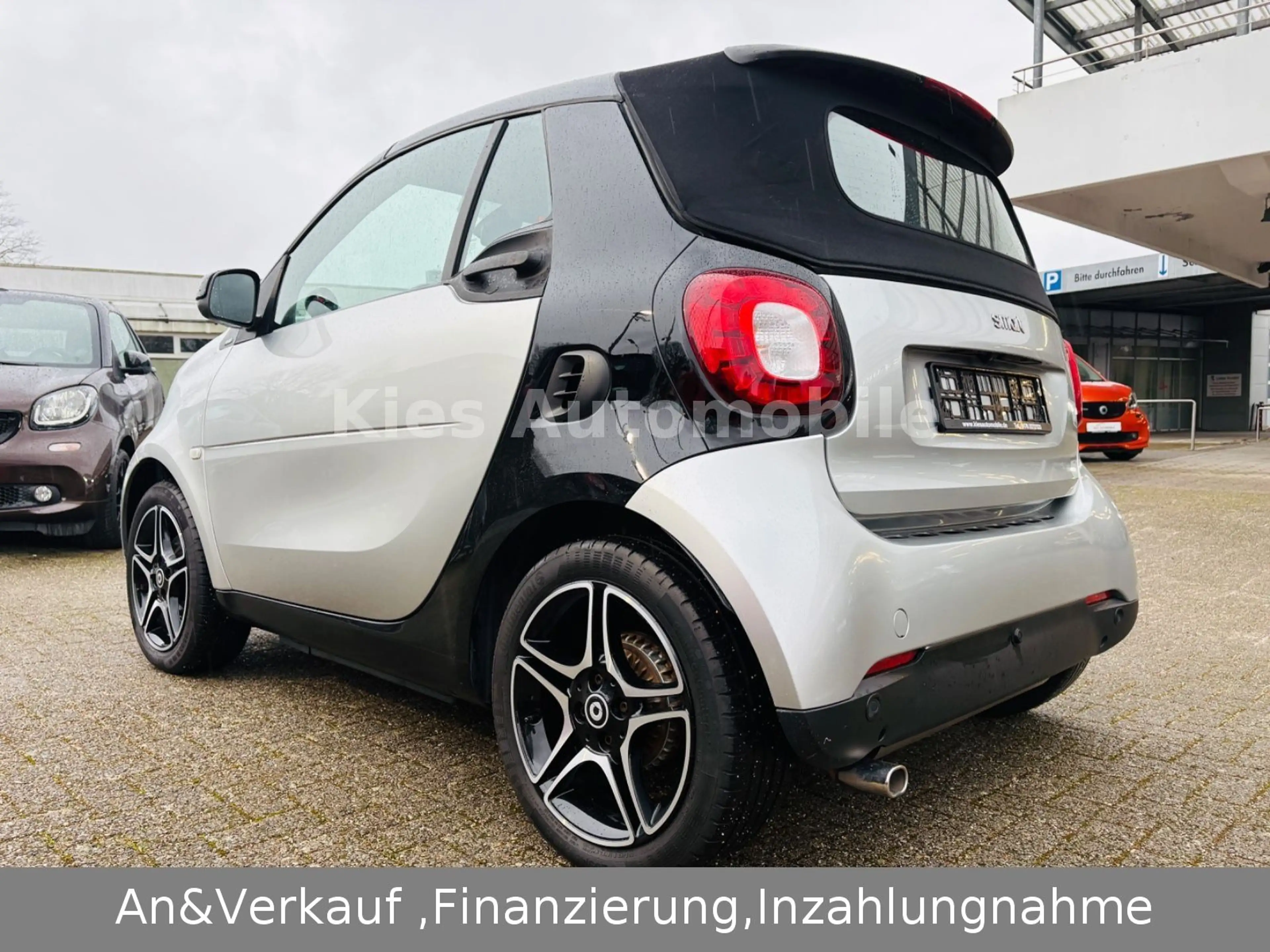 smart forTwo Cabrio Prime Sport 90Ps NAVI/LEDER/KAMERA — photo 4