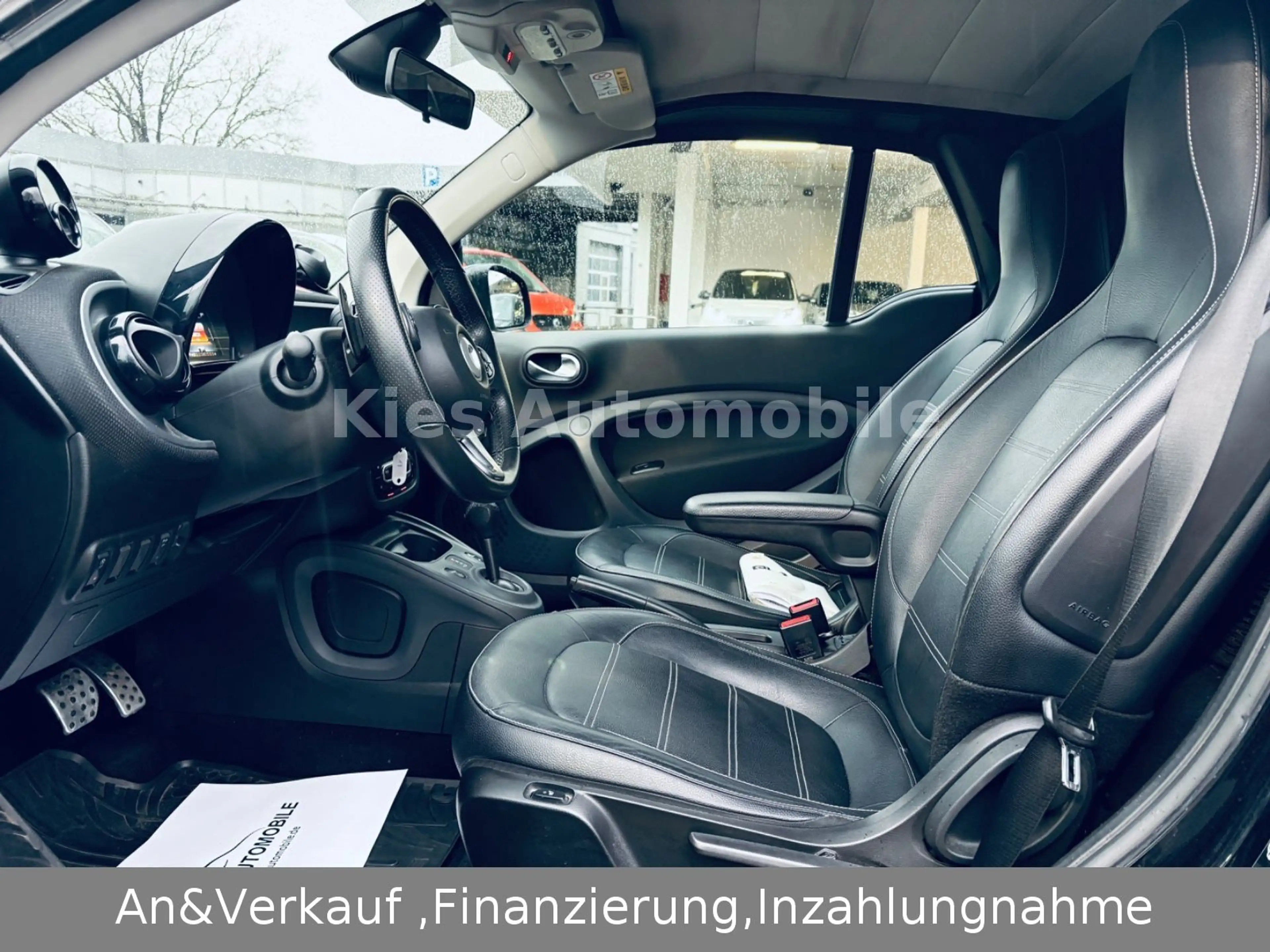 smart forTwo Cabrio Prime Sport 90Ps NAVI/LEDER/KAMERA — photo 13