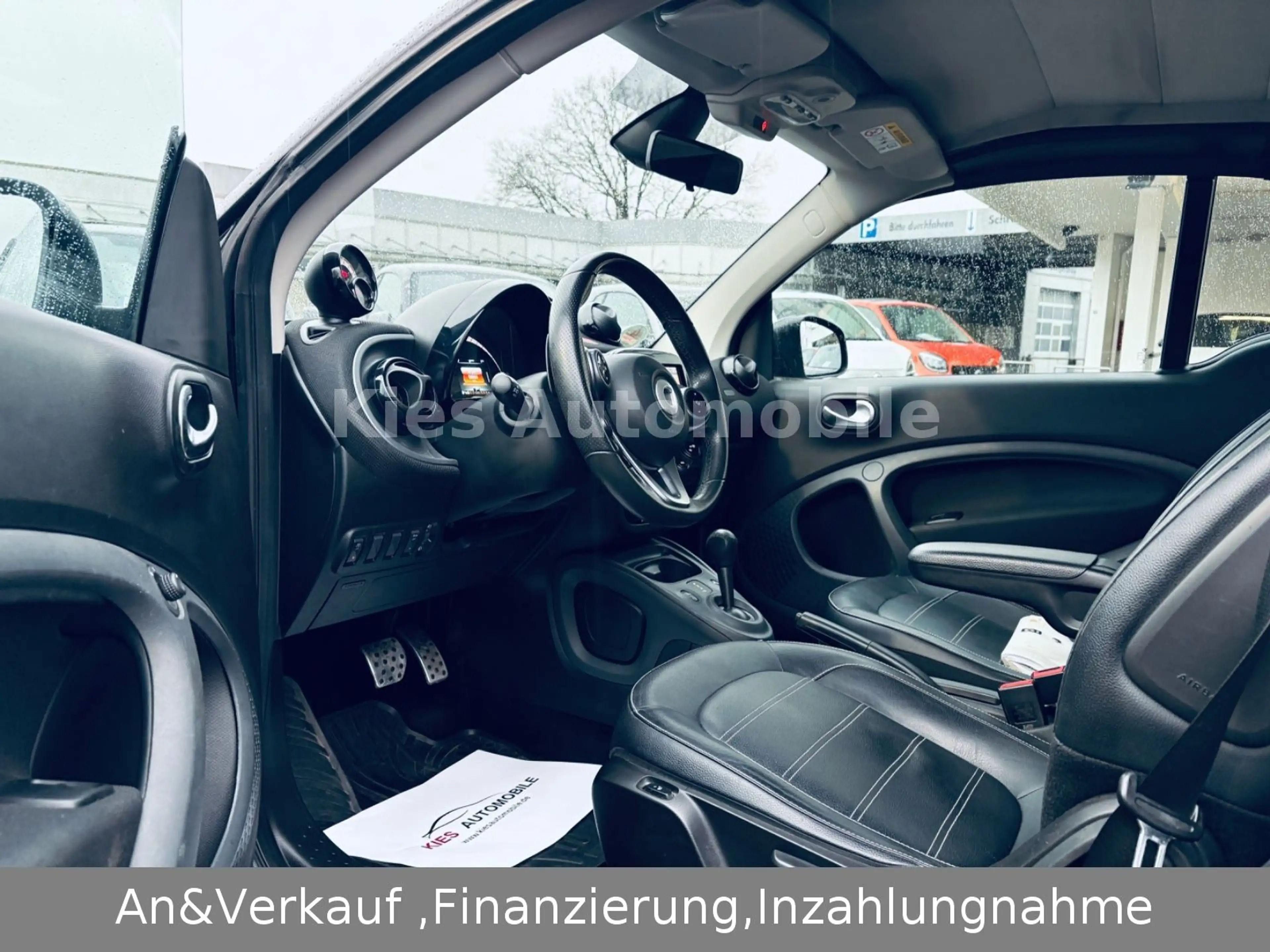 smart forTwo Cabrio Prime Sport 90Ps NAVI/LEDER/KAMERA — photo 12