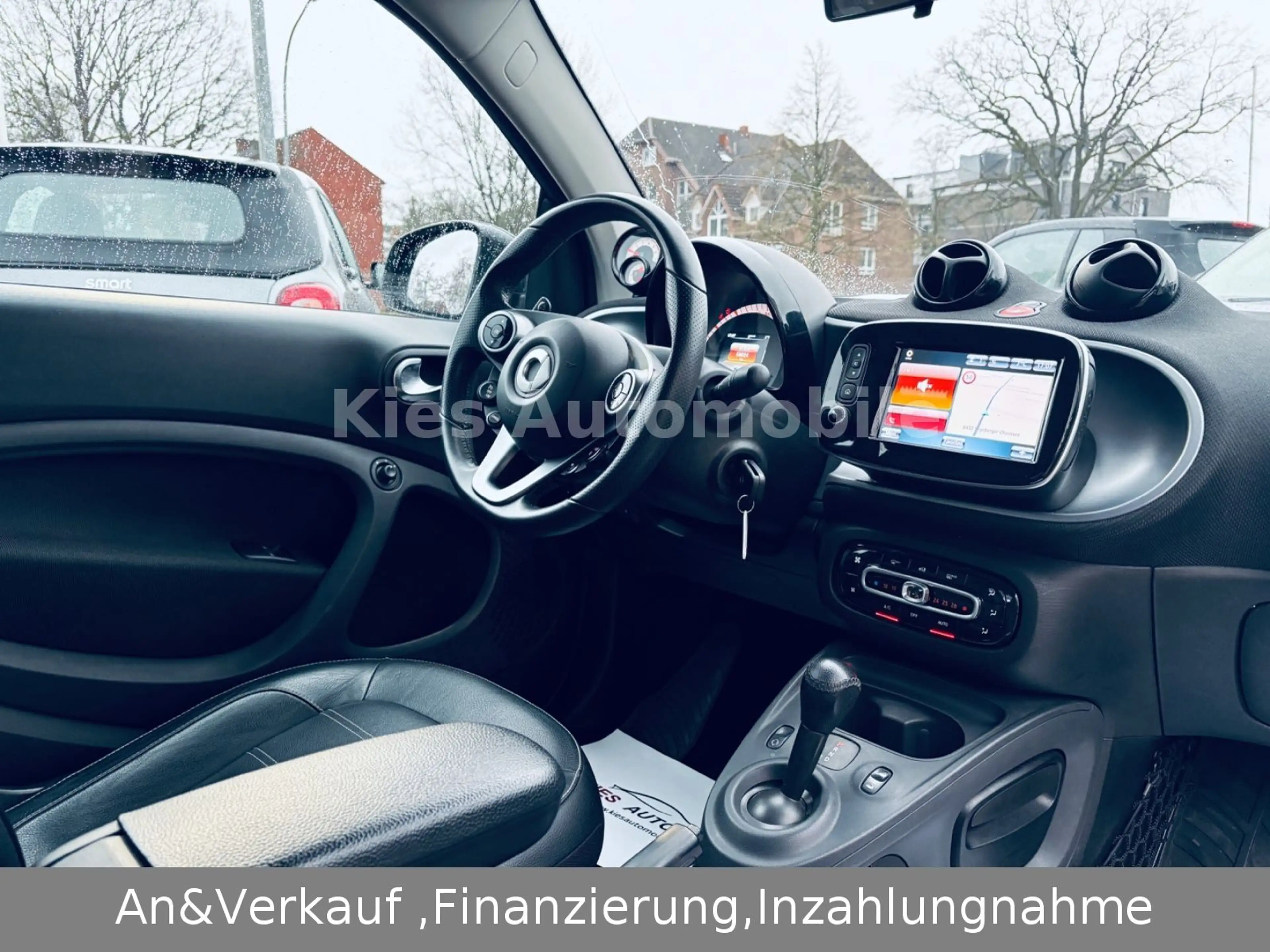 smart forTwo Cabrio Prime Sport 90Ps NAVI/LEDER/KAMERA — photo 7