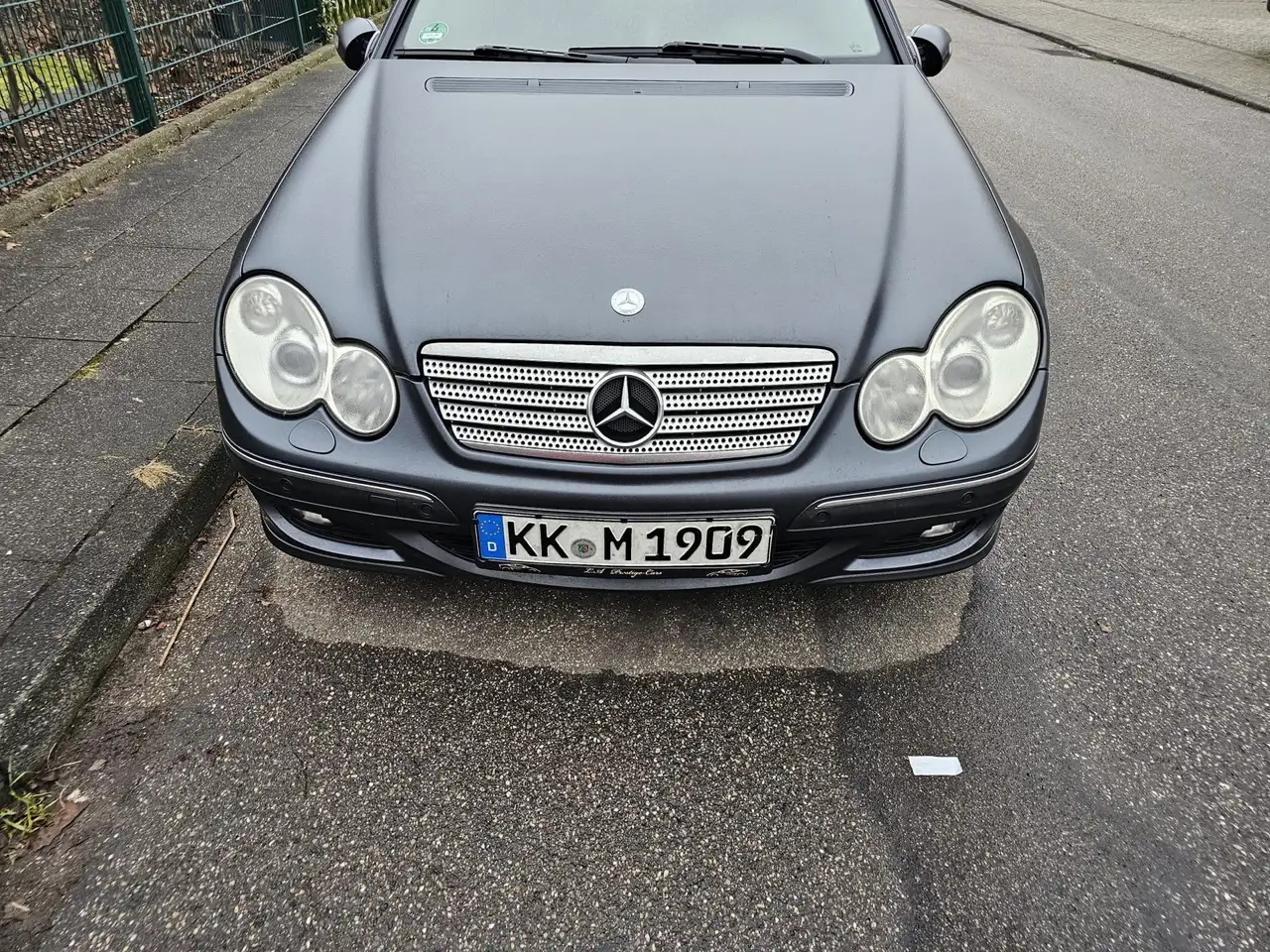 Mercedes-Benz C 230