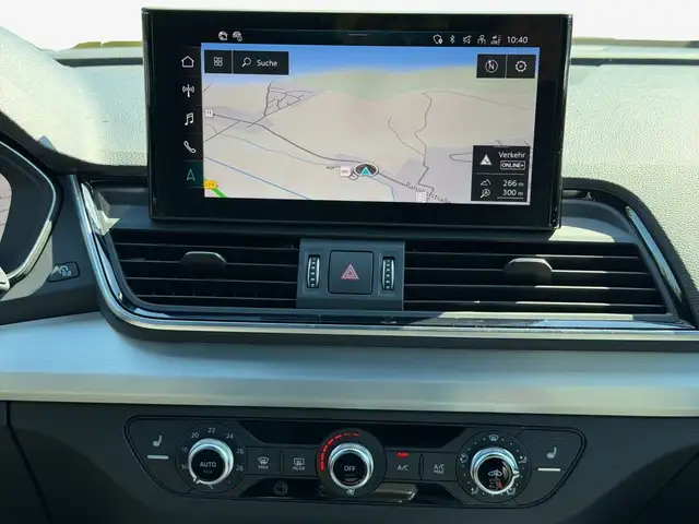 Audi Q5 view 6