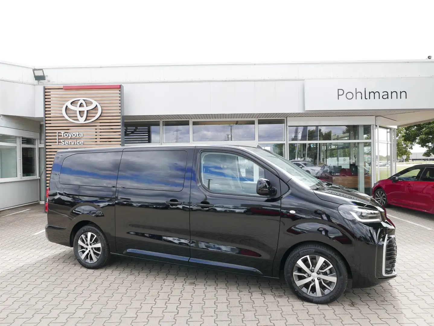 Toyota Proace Verso 2.0D AT L2 Executive *SOFORT* Schwarz - 1