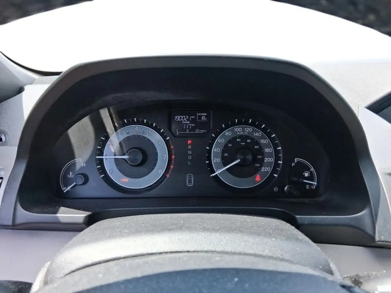 Honda Odyssey снимка Honda Odyssey