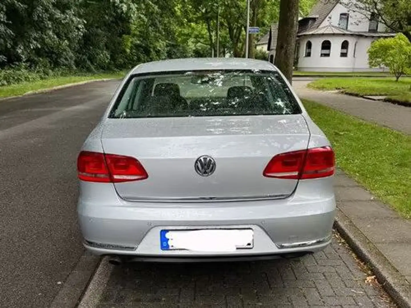 Volkswagen Passat Passat 1.4 122 PS Scheckheftgepflegt Silber - 2