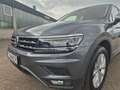 Volkswagen Tiguan Allspace 2.0 TDI DSG 4M HIGHLINE *OFFROAD *AHK *LED *ACC * Gris - thumbnail 6