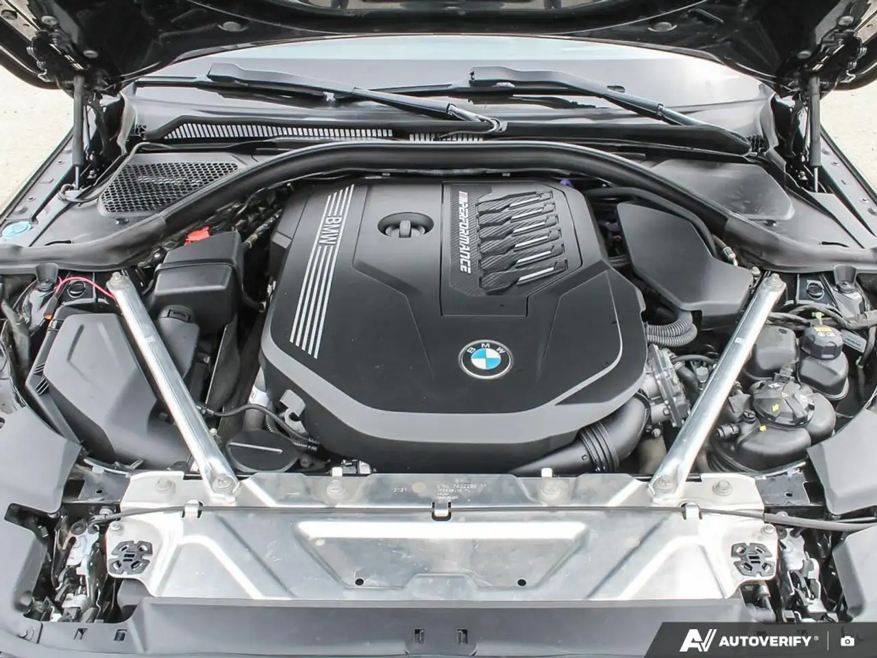 BMW 4 Series снимка BMW 4 Series