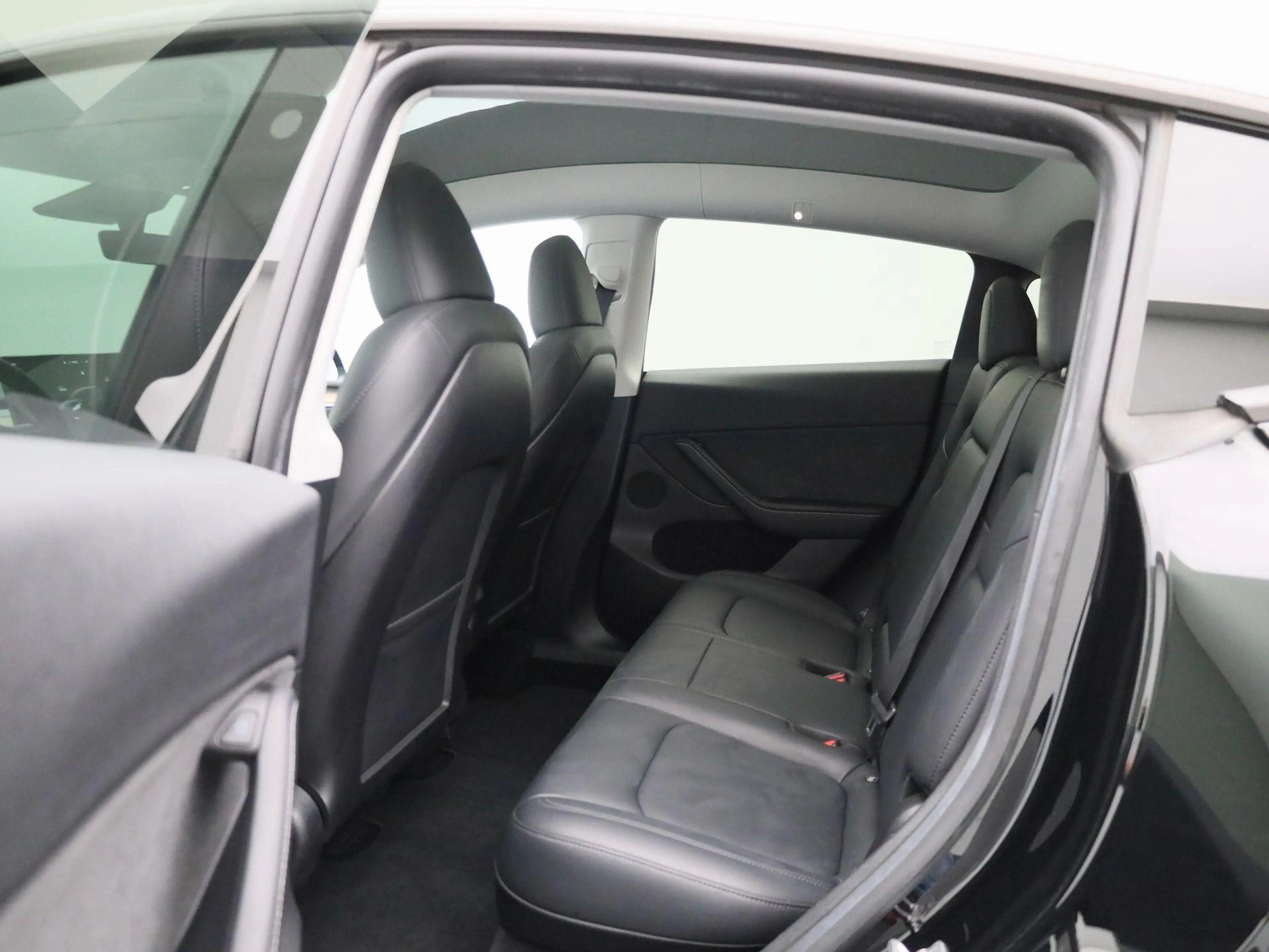 Tesla Model Y RWD AUTOPILOT | FULL SELF DRIVING | PANO | LED | 3 — photo 9