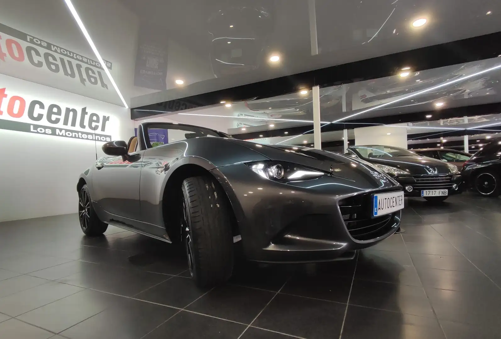Mazda MX-5 ST 2.0 Skyactiv-G Kazari Gris - 2