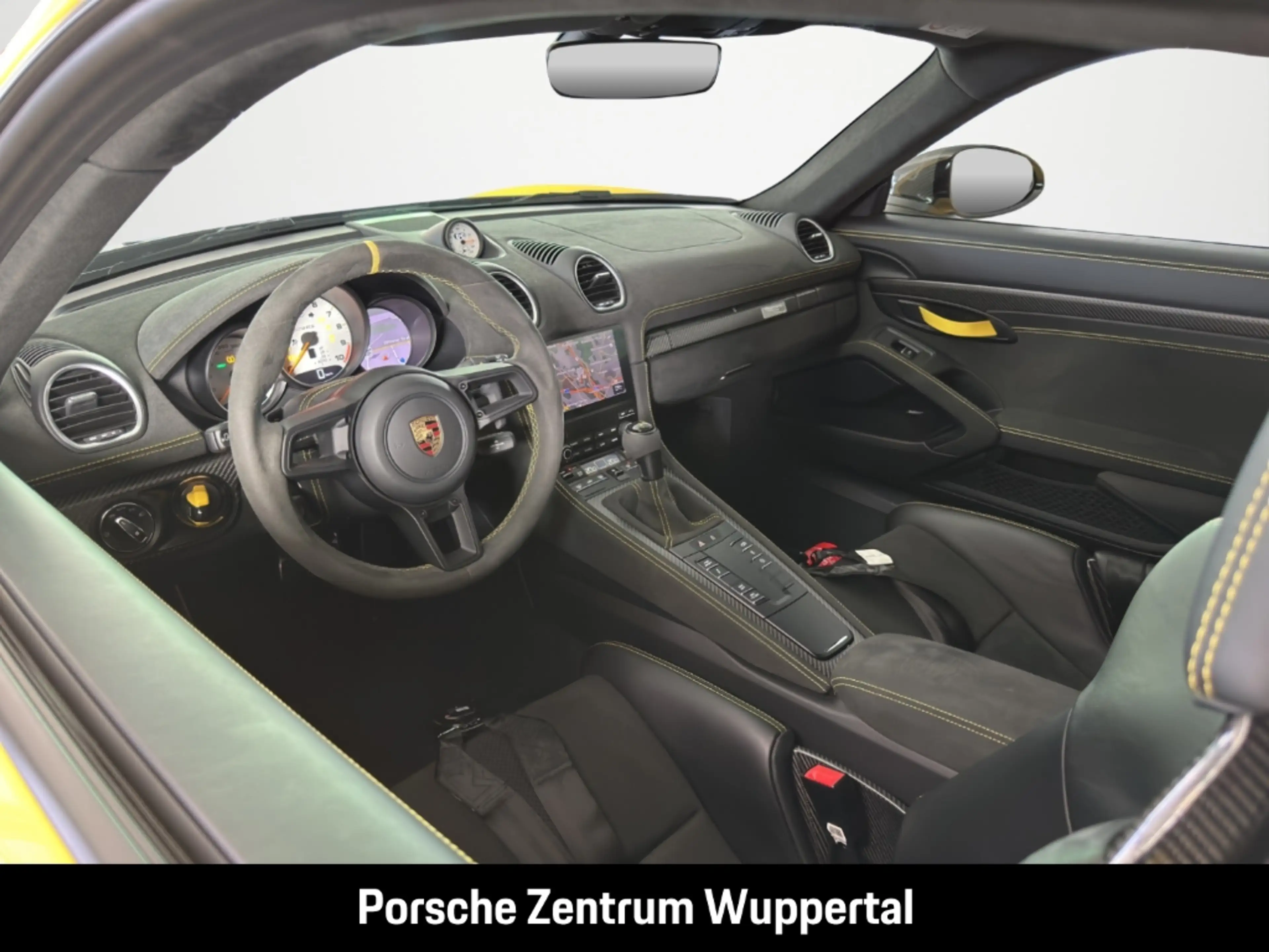 Porsche Cayman 718 GT4 RS — photo 12
