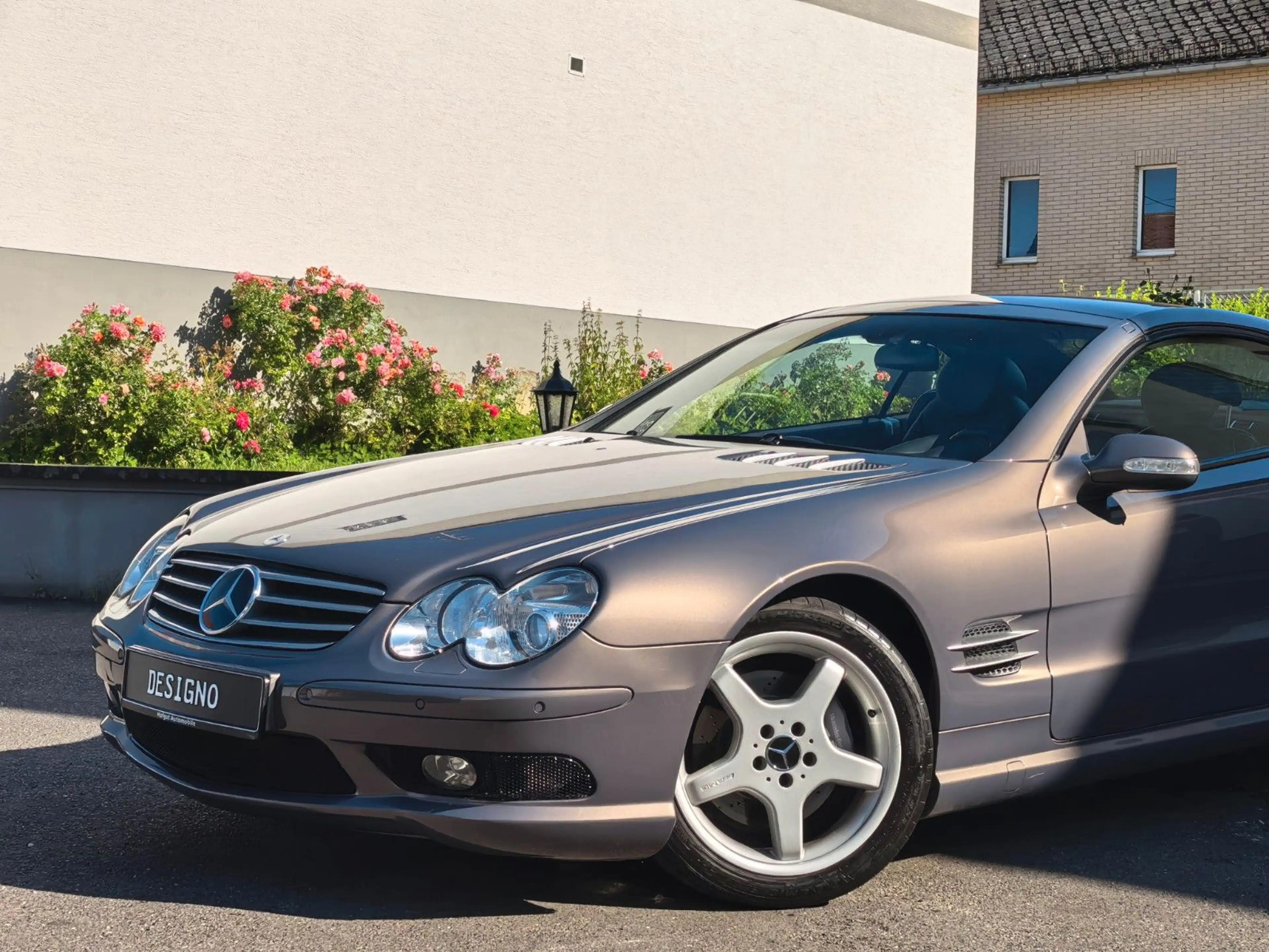 Mercedes-Benz SL 500 DESIGNO-VARICOLOR 4 | AMG PAKET | 2.HAND