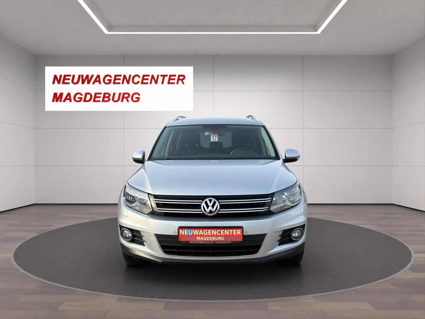 Volkswagen Tiguan 2.0 TDI*LOUNGE*NAVI*KAMERA*SHZ*TEMPOMAT*PARKLENK*N Argent - 2