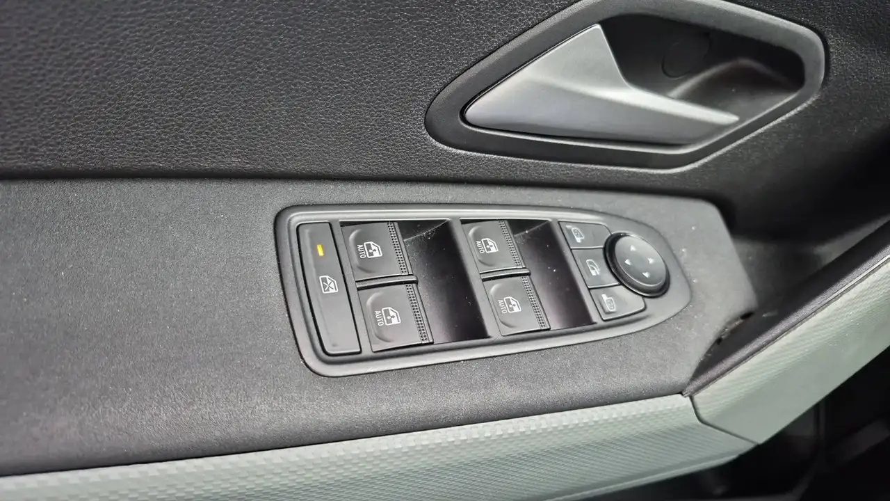 Dacia Duster — photo 29