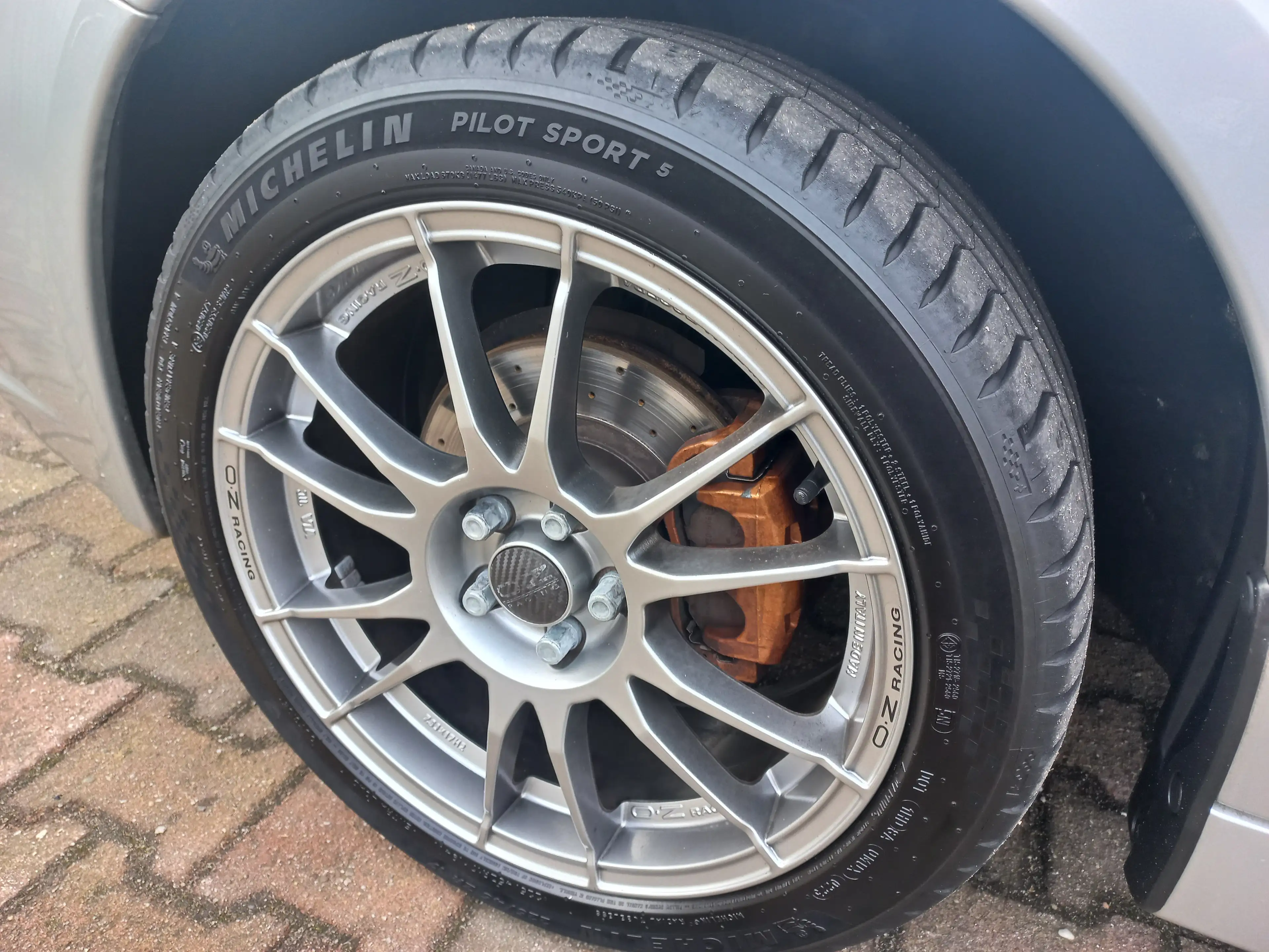 Subaru Legacy 2.5i AWD — photo 9