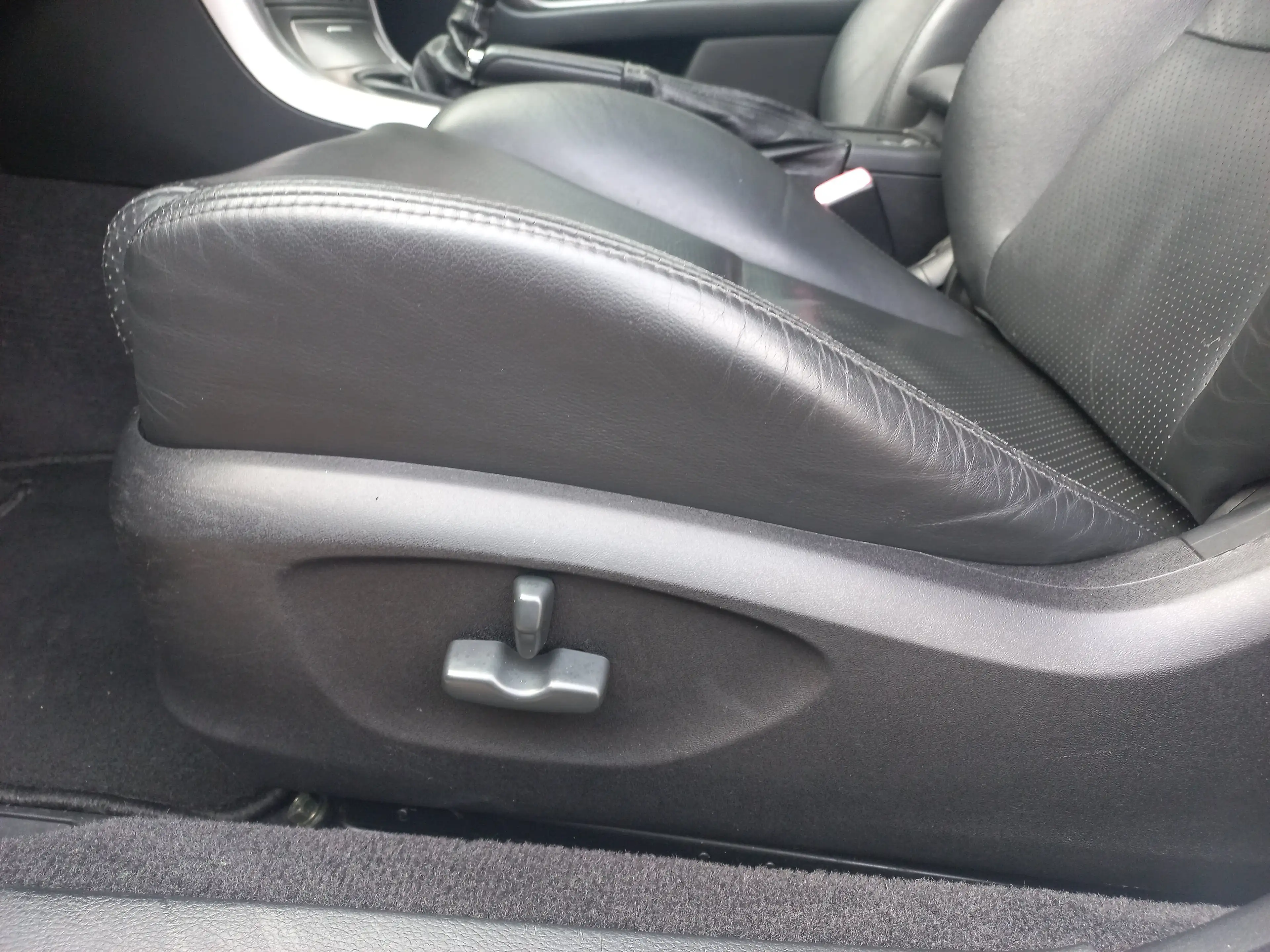 Subaru Legacy 2.5i AWD — photo 6