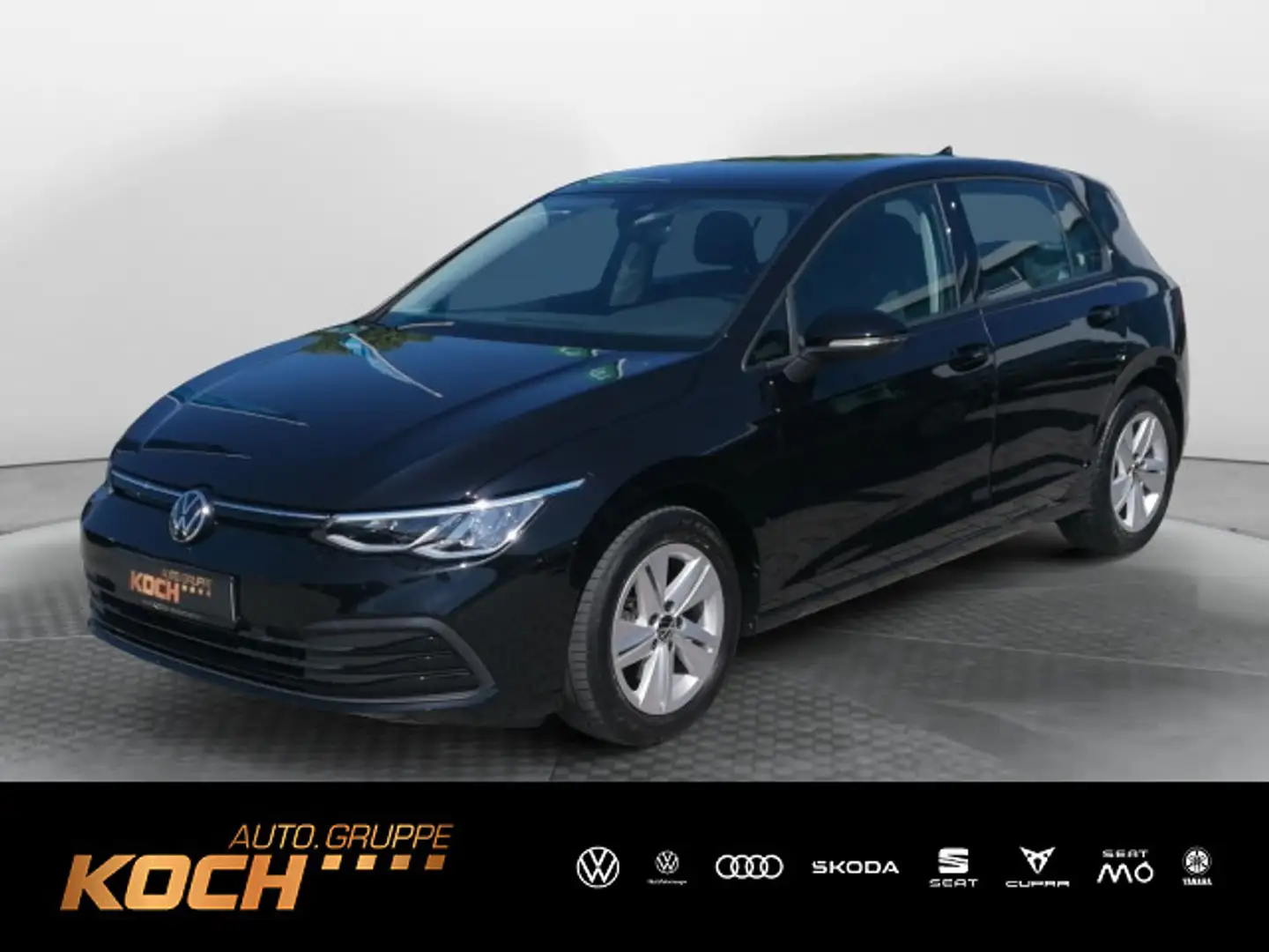 Volkswagen Golf VIII 2.0TDI Life DSG LED Zwart - 1