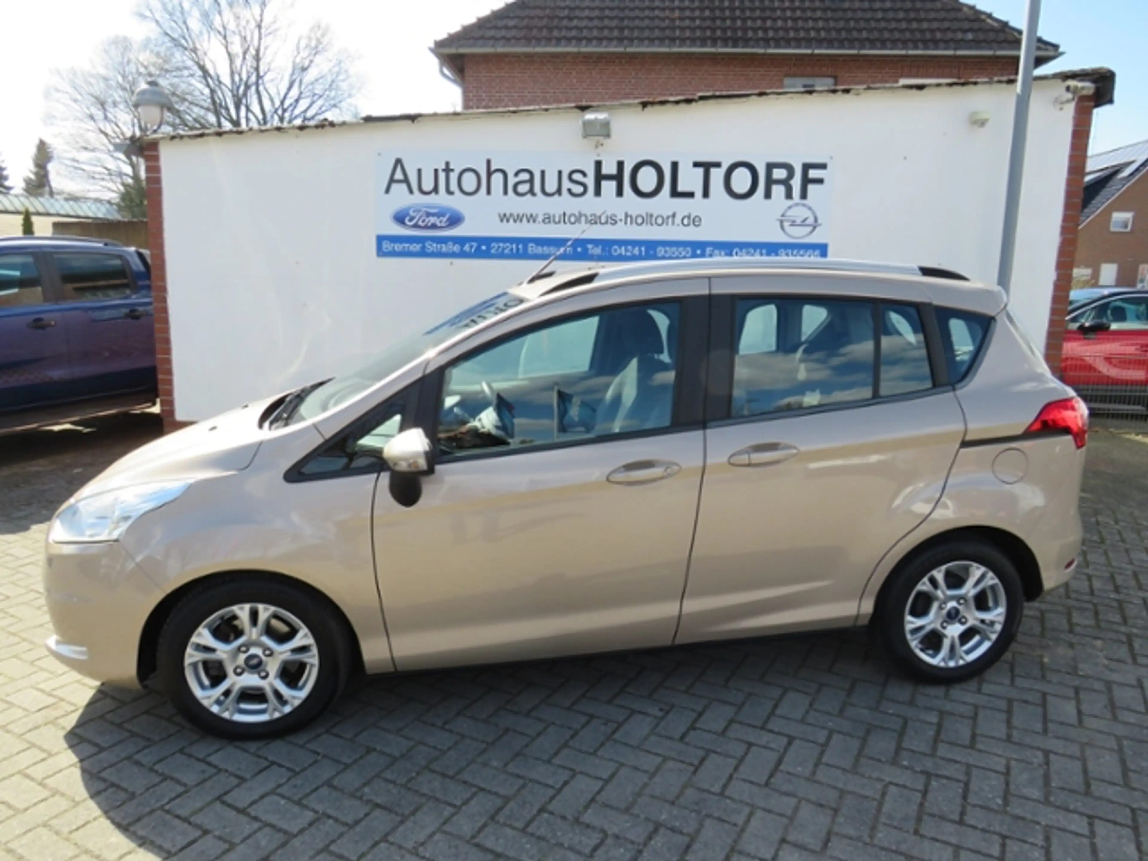 Ford B-Max Sync Edition KLIMA NAVI ALU — photo 3