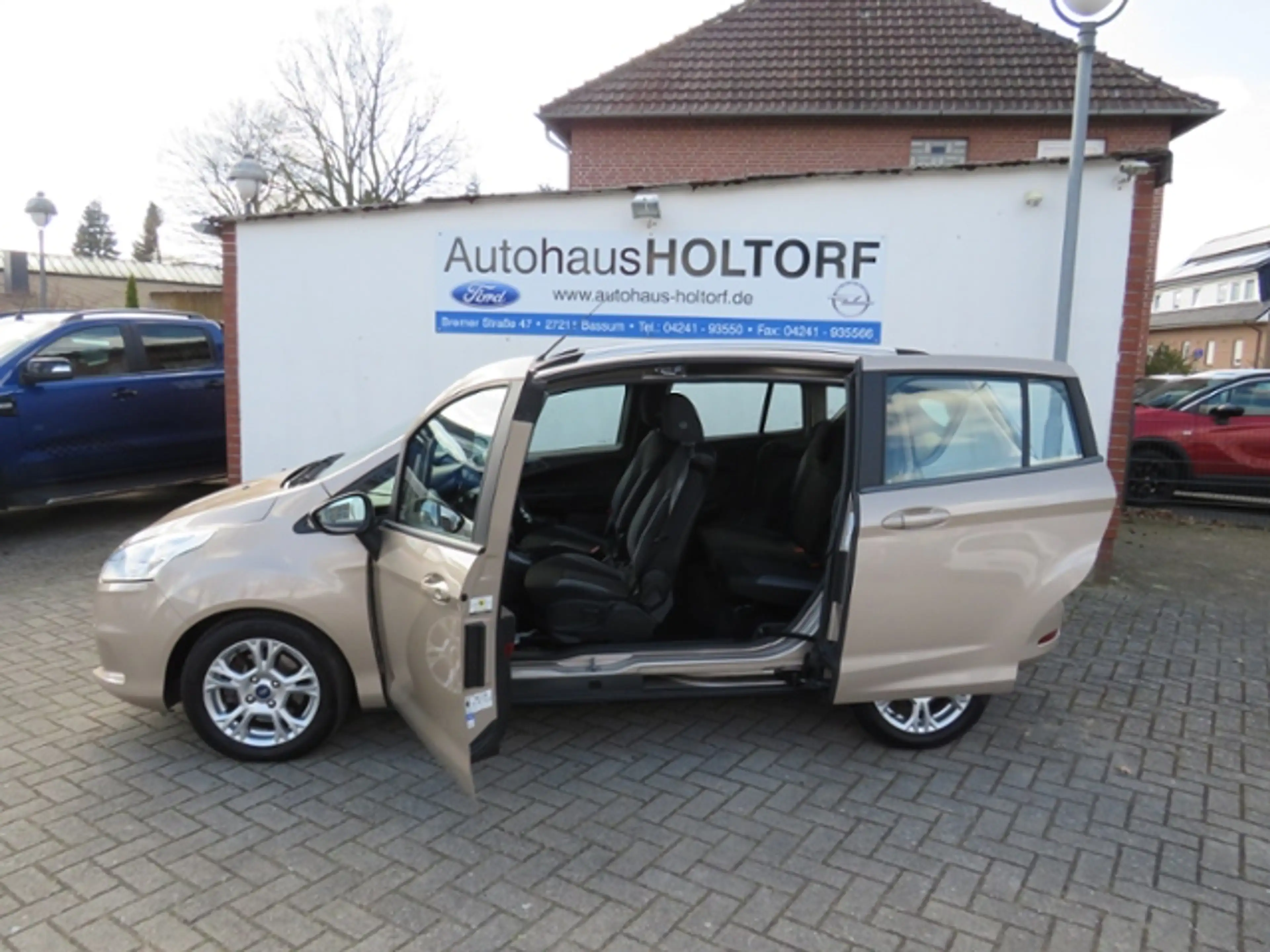 Ford B-Max Sync Edition KLIMA NAVI ALU — photo 12