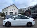 Mercedes-Benz A 200 Solution AMG NL.Auto, Pano-dak, Camera, Wide Scree Wit - thumbnail 2