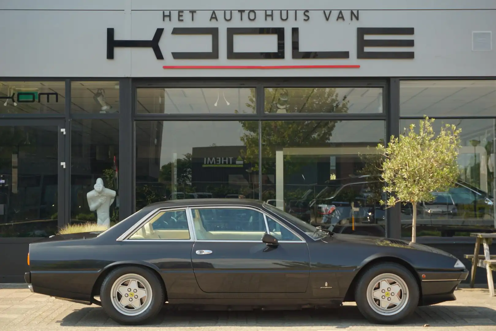 Ferrari 412 GT Schwarz - 2
